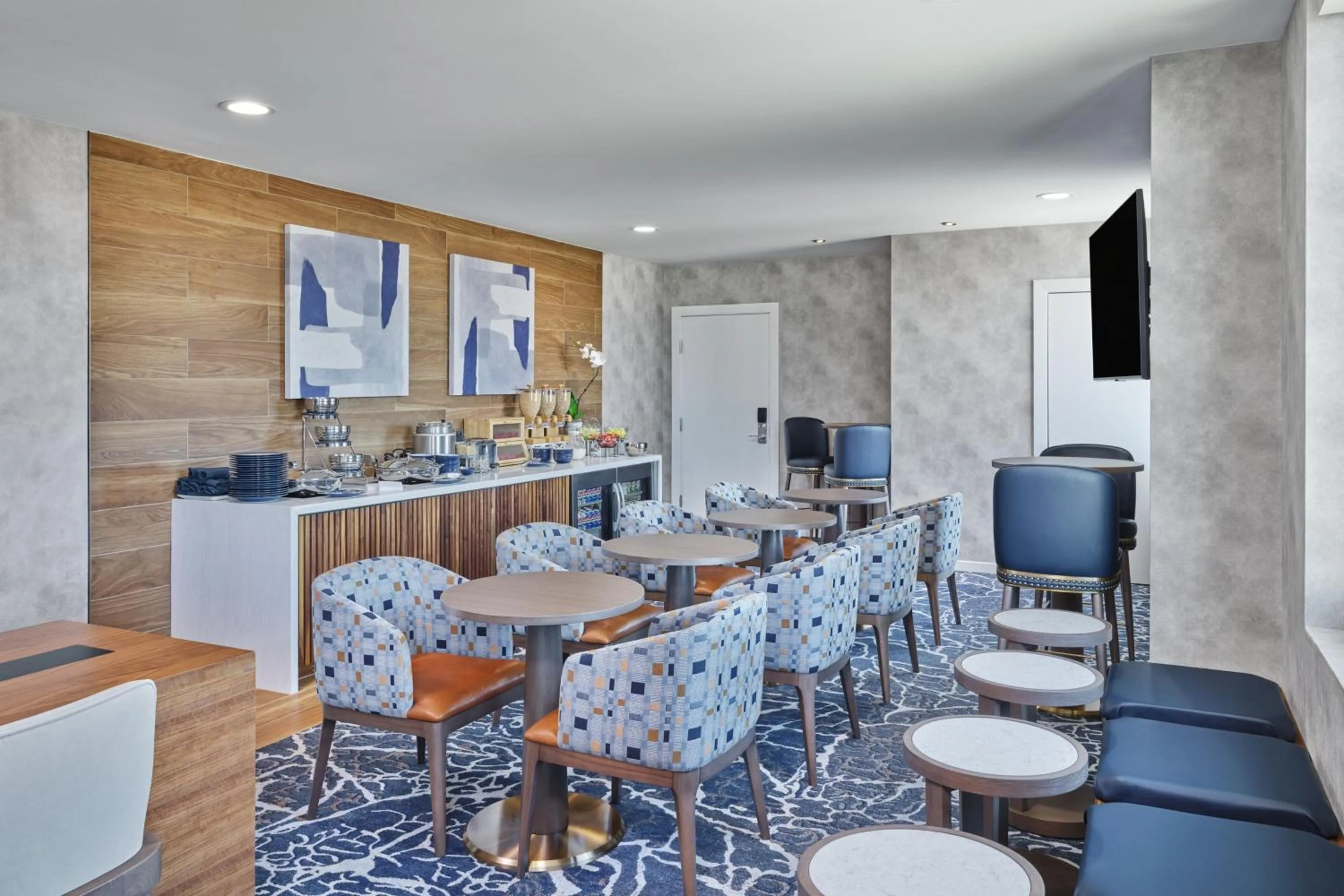 Lounge or bar in Sheraton Hotel Stonebriar