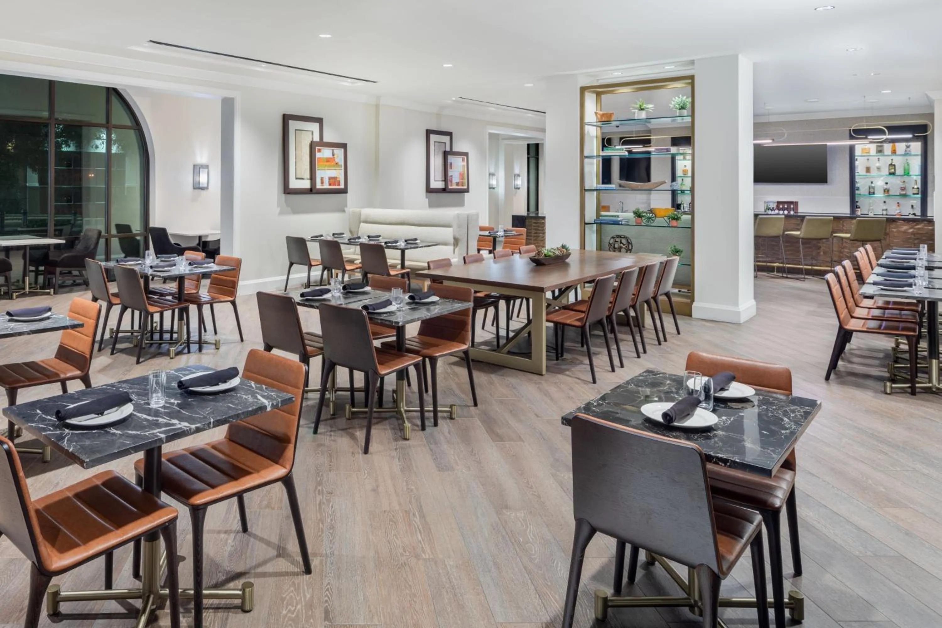 Restaurant/places to eat in Sheraton Hotel Stonebriar