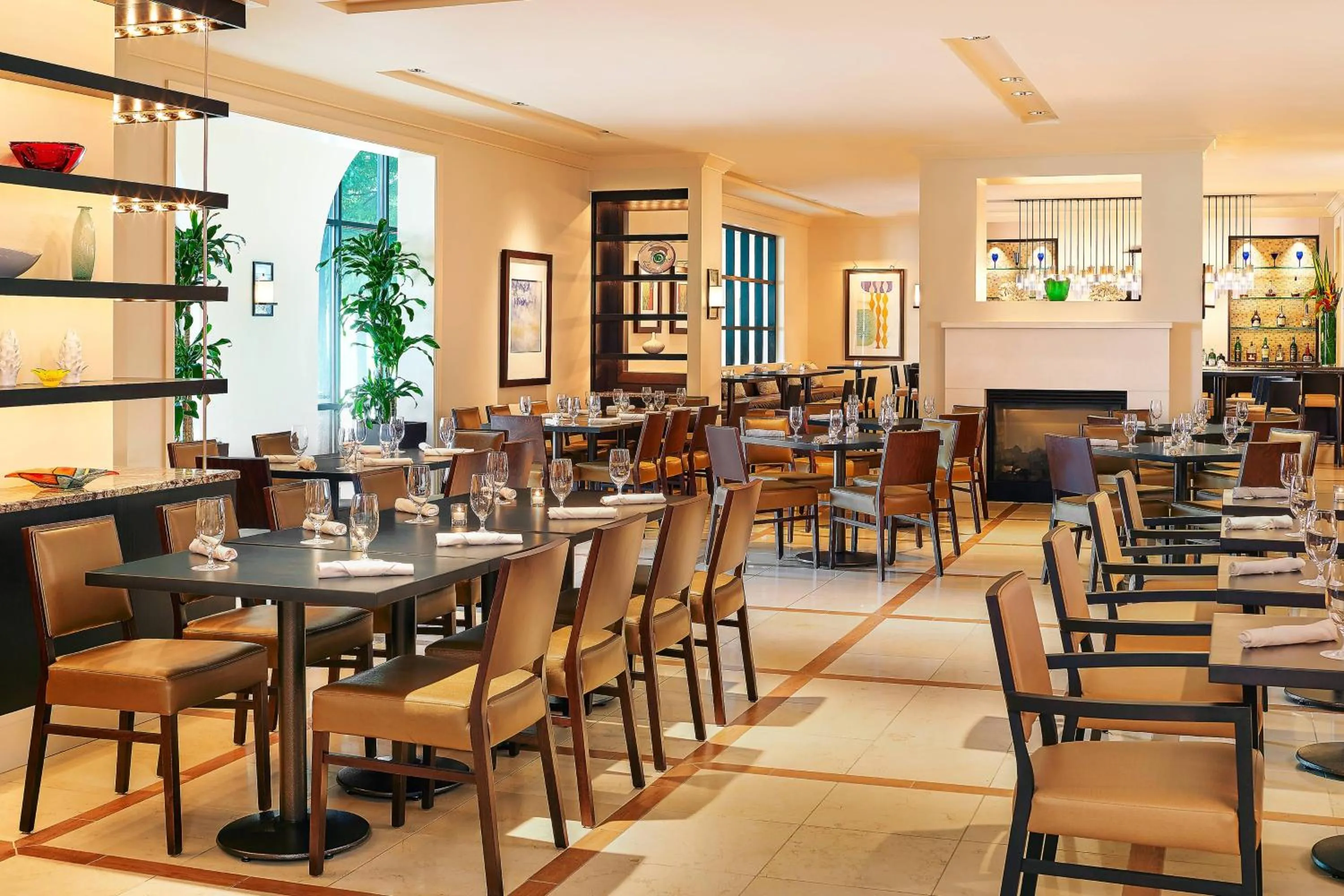 Restaurant/places to eat in Sheraton Hotel Stonebriar