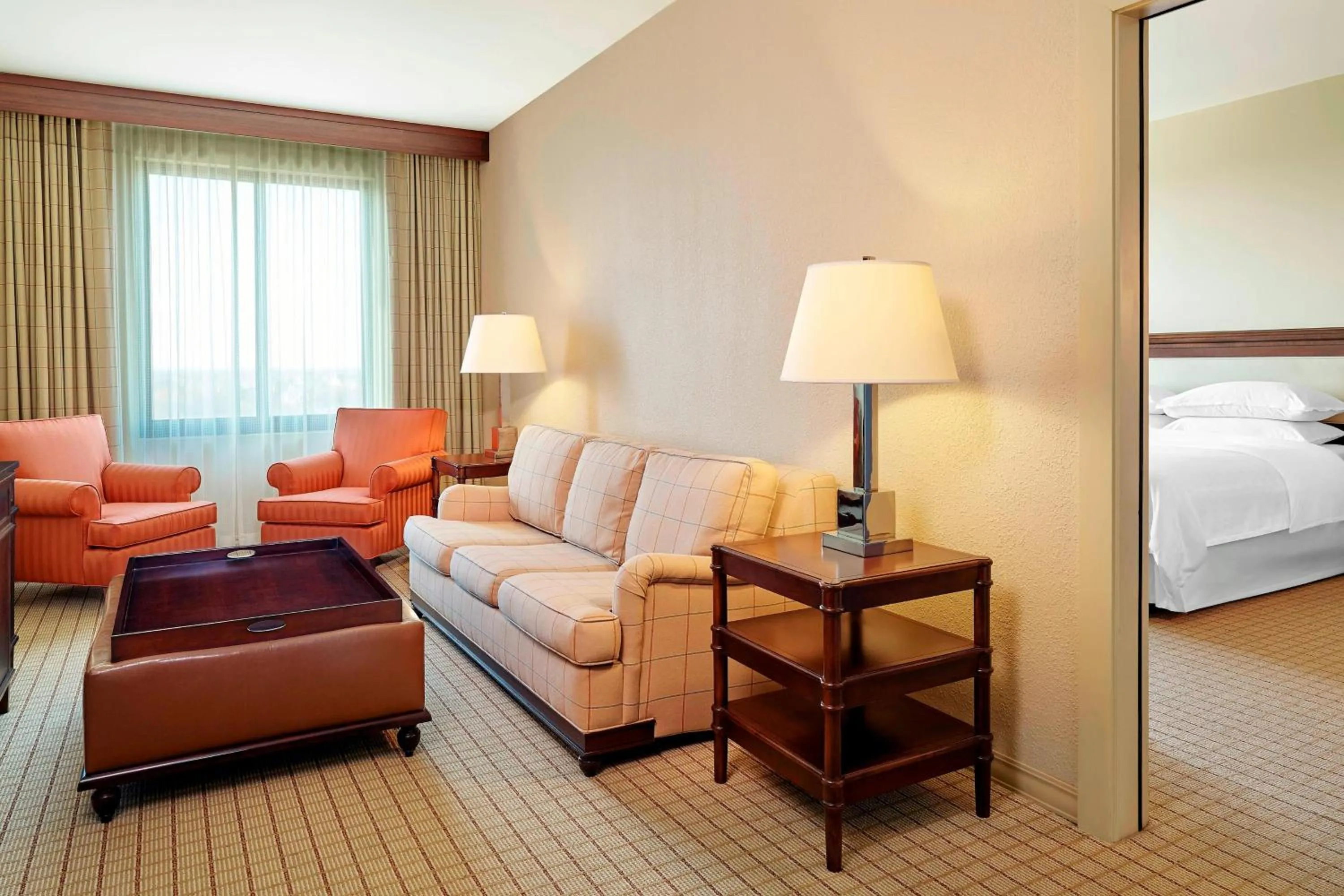 Bedroom, Bed in Sheraton Hotel Stonebriar