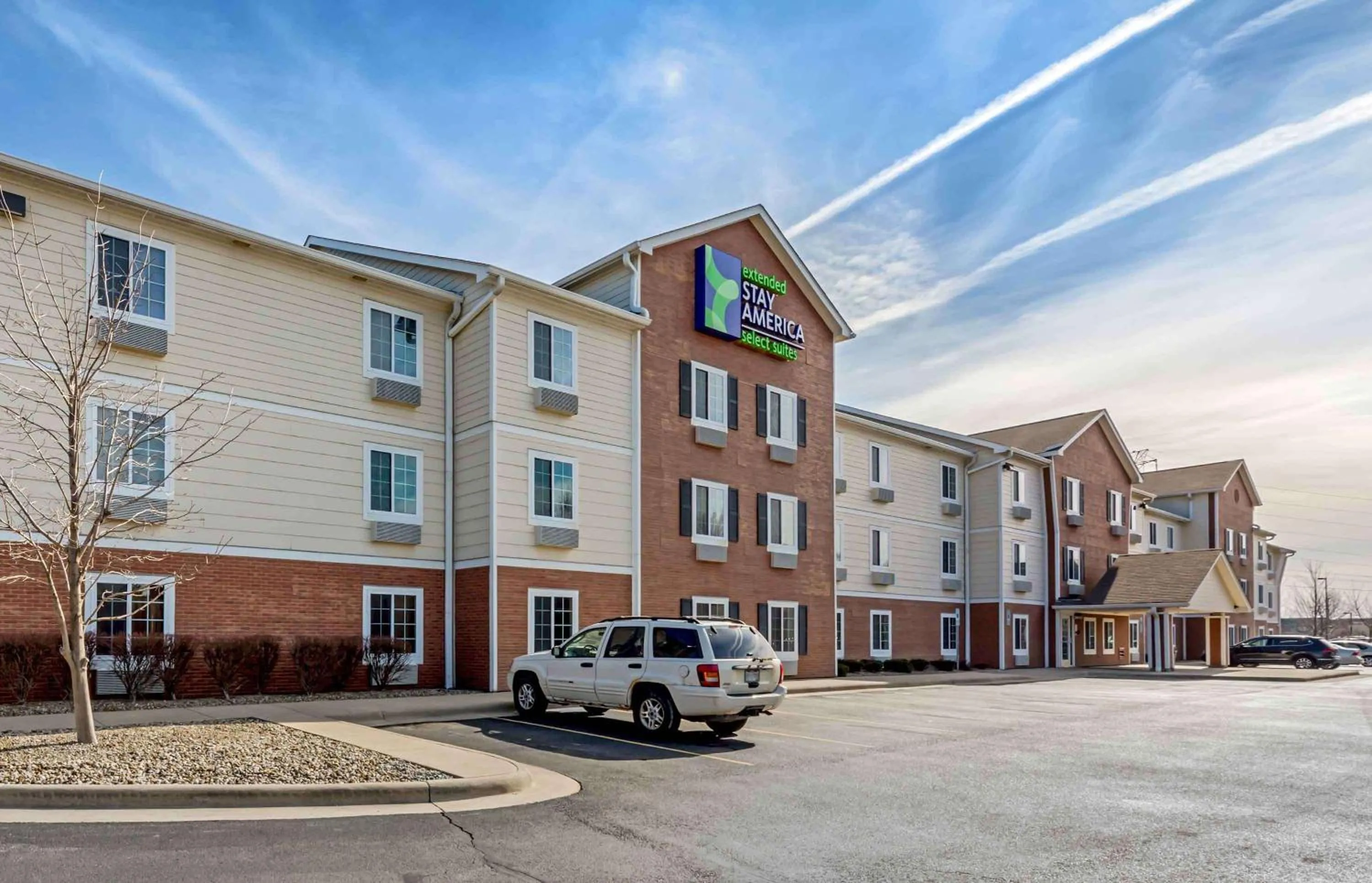 Property building in Extended Stay America Select Suites - Cleveland - Mentor