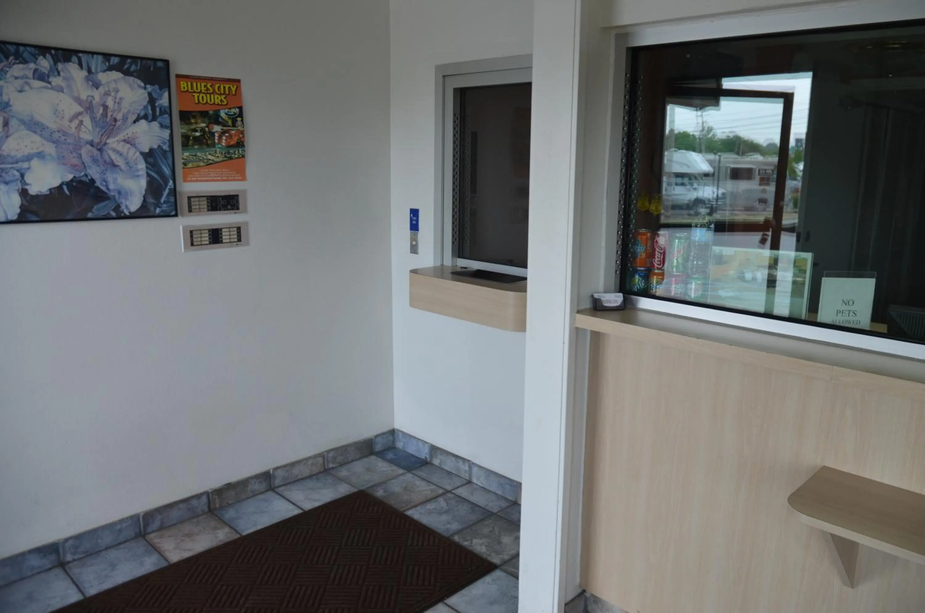 Lobby or reception in Super 7 Inn