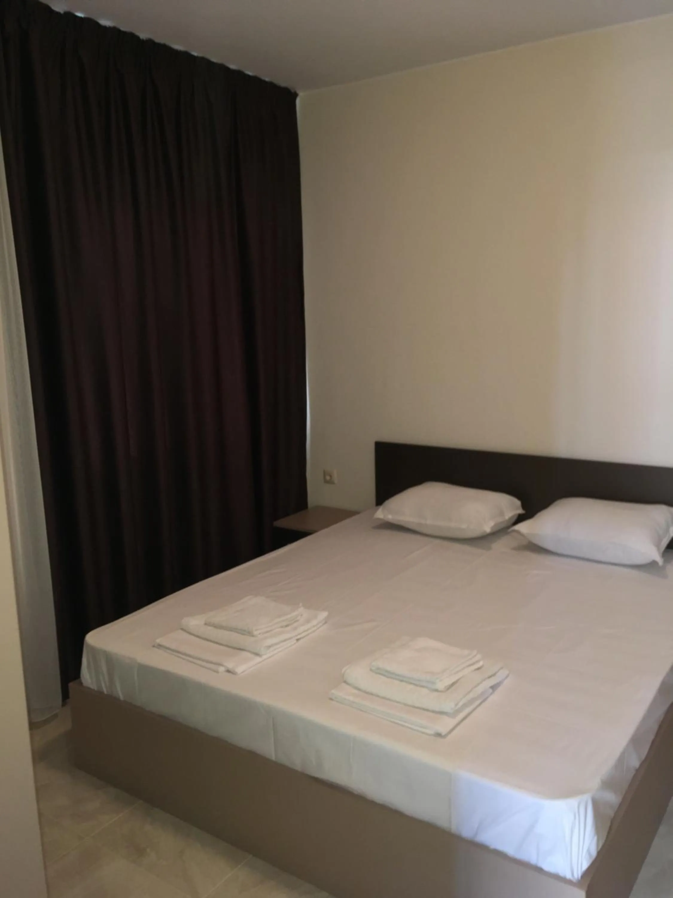 Bed in Vase Apartments