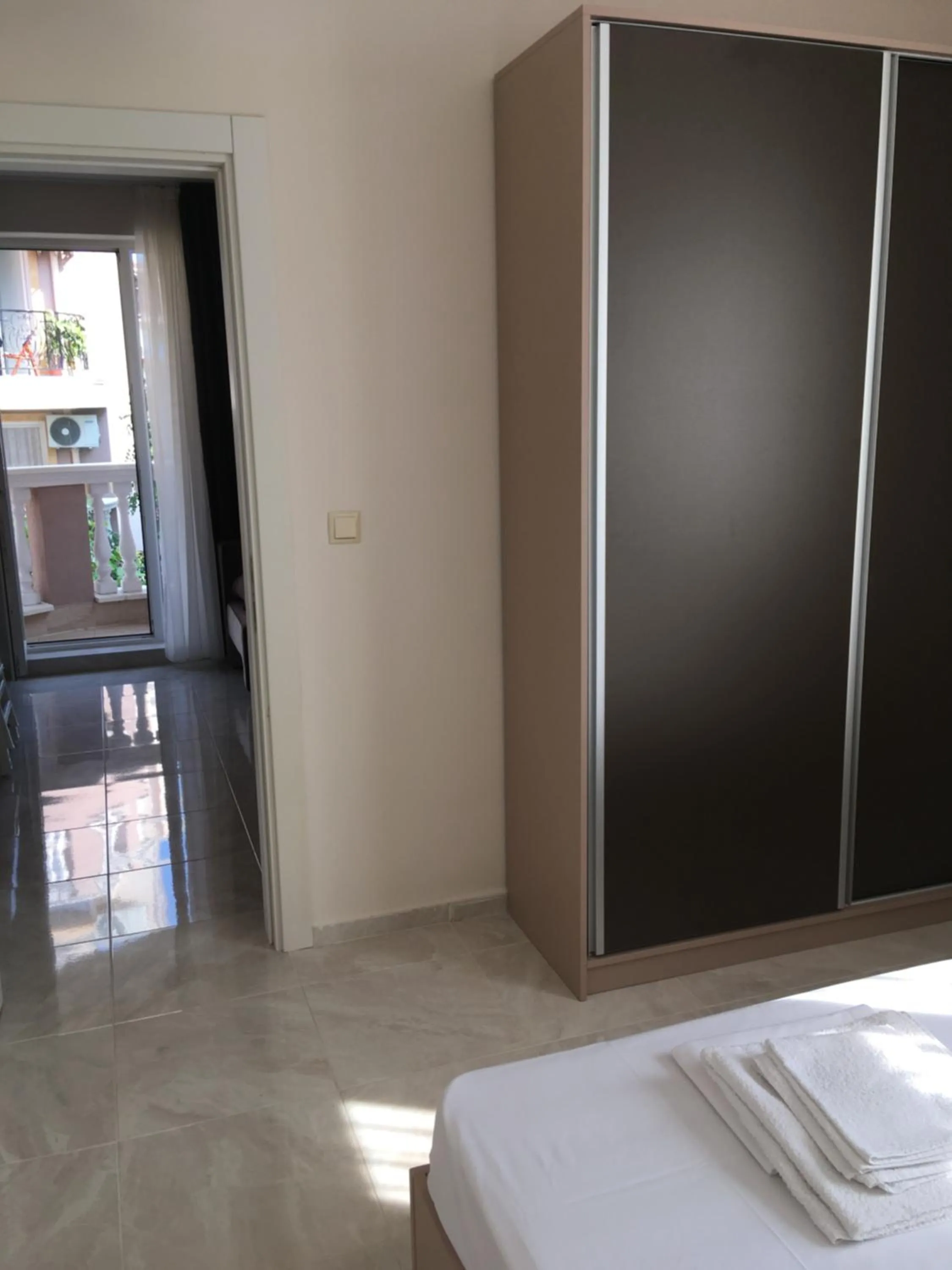 Bed in Vase Apartments