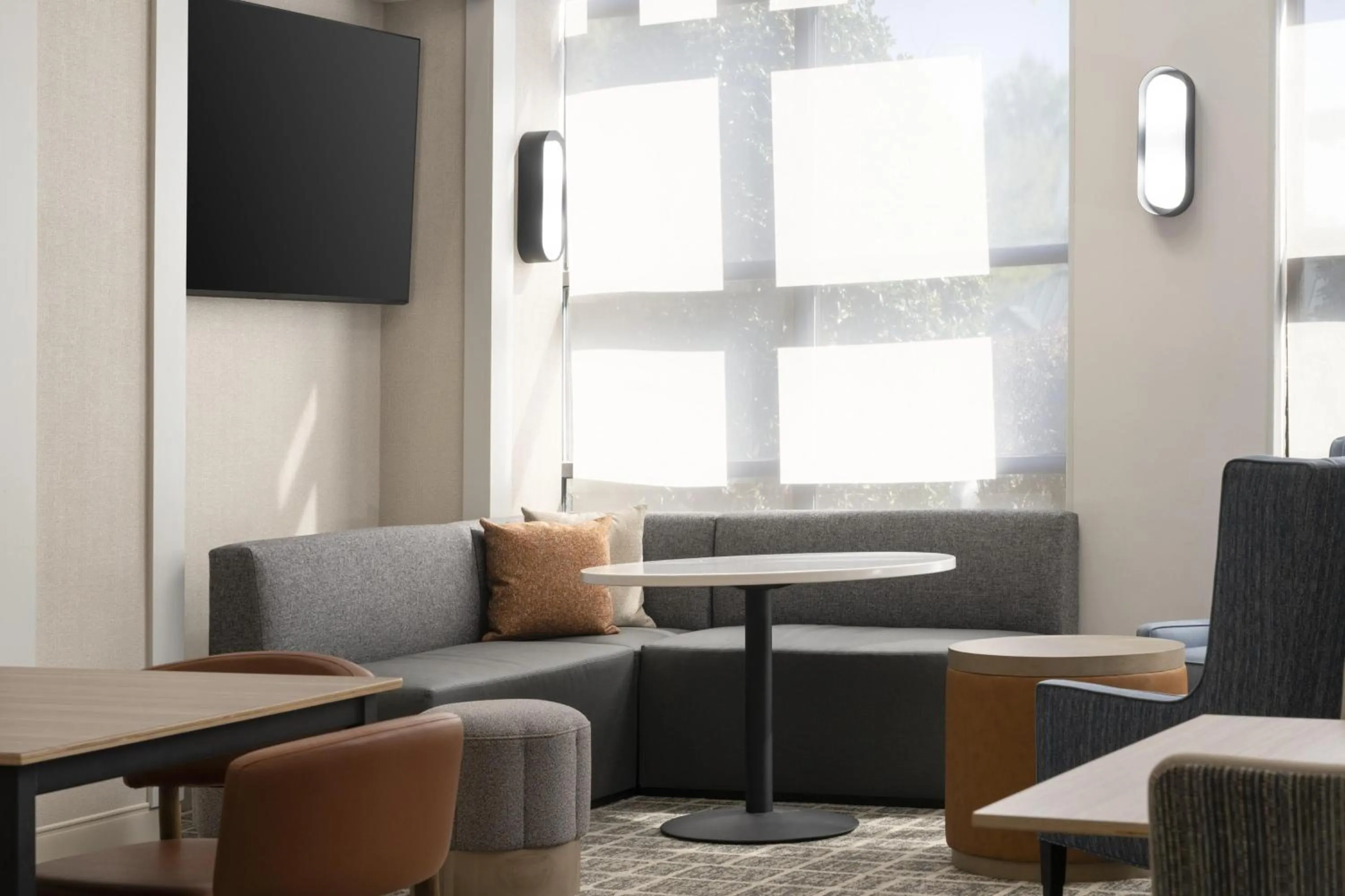 Lobby or reception in Hyatt Select Richmond Chester