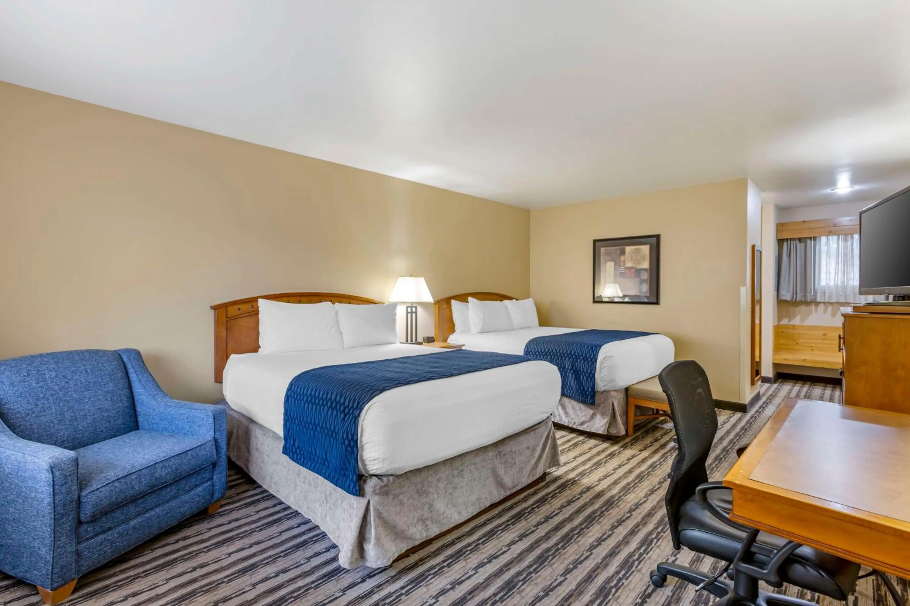 Bedroom, Bed in Best Western Sunset Inn