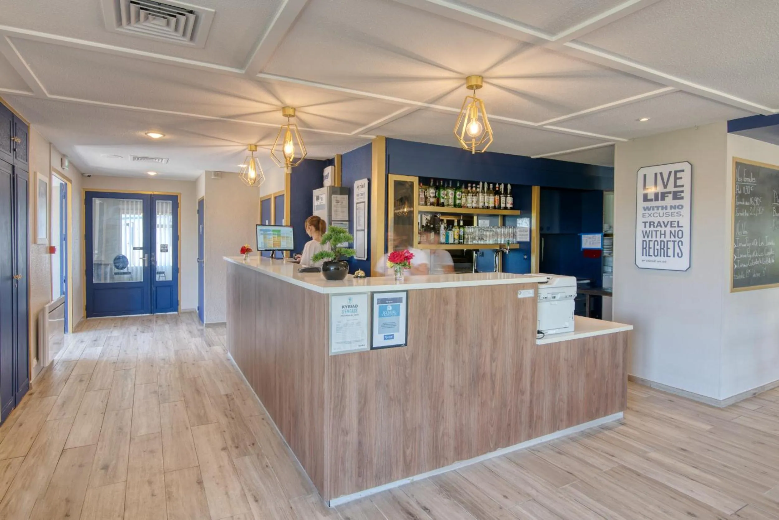 Lobby or reception in Kyriad Montauban Sud - Albasud