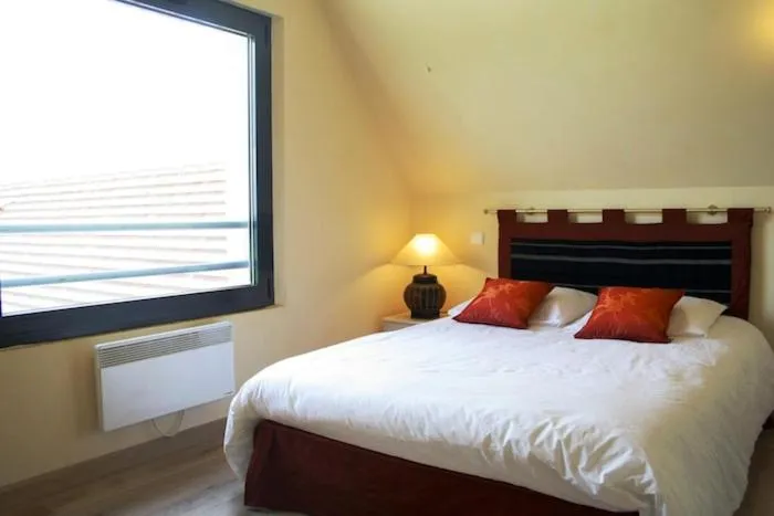 Photo of the whole room in Chambre d'hôtes La Dentalie