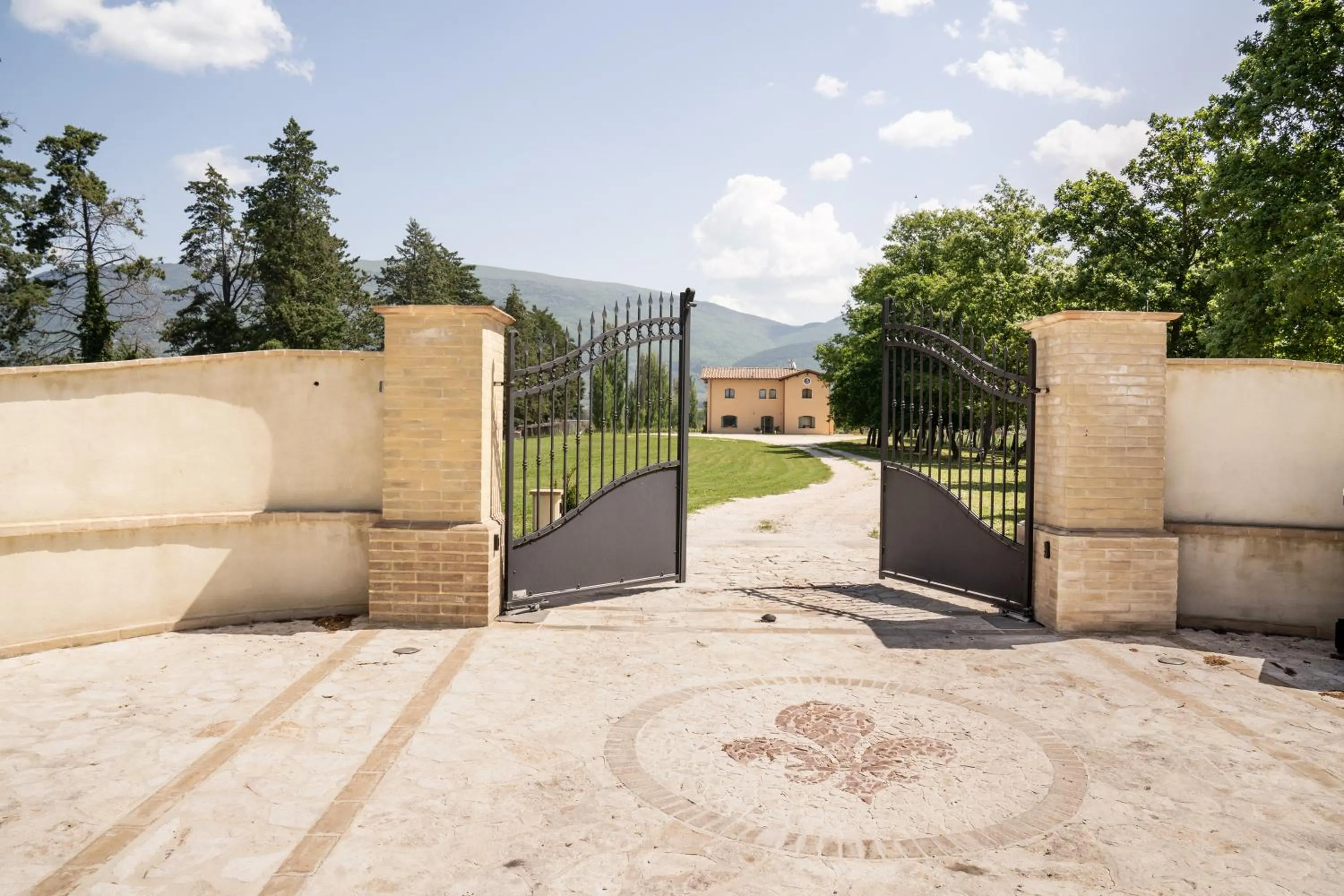 Property building in Il Castellaccio Bed & Breakfast