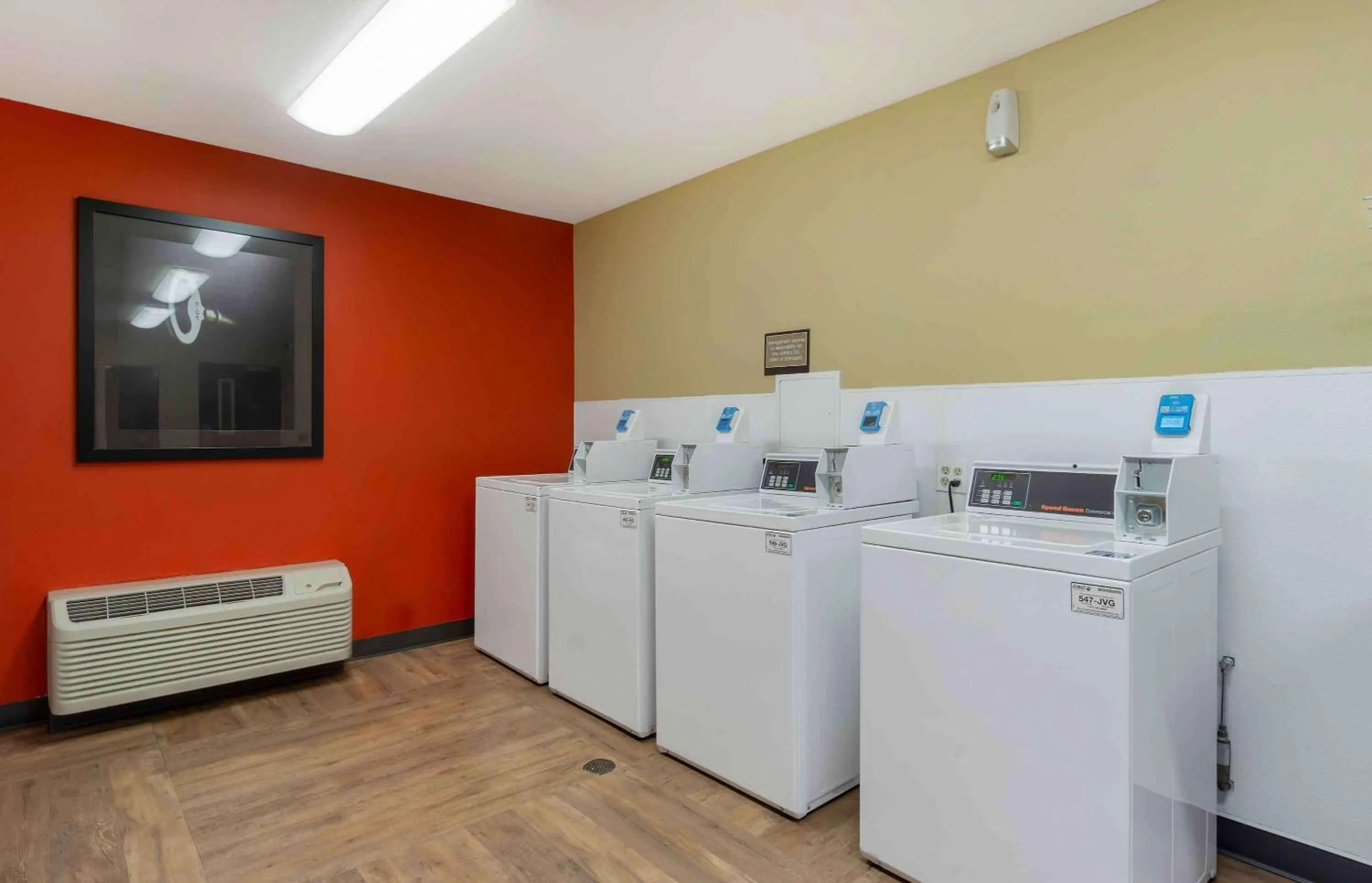 Property building in Extended Stay America Suites - Seattle - Kent