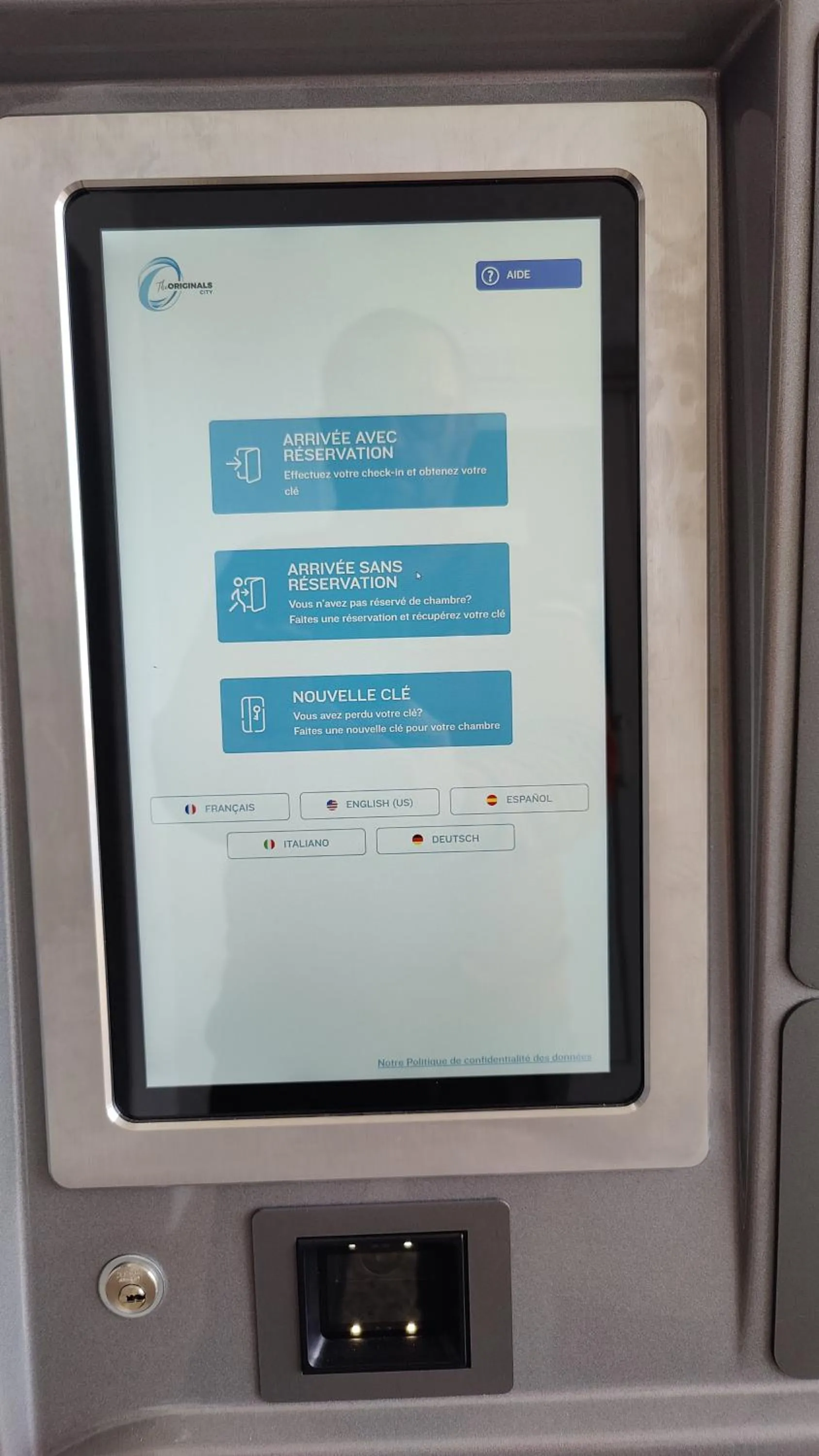 Lobby or reception in The Originals City, Hôtel L'Hippocampe, Sète Balaruc-le-Vieux