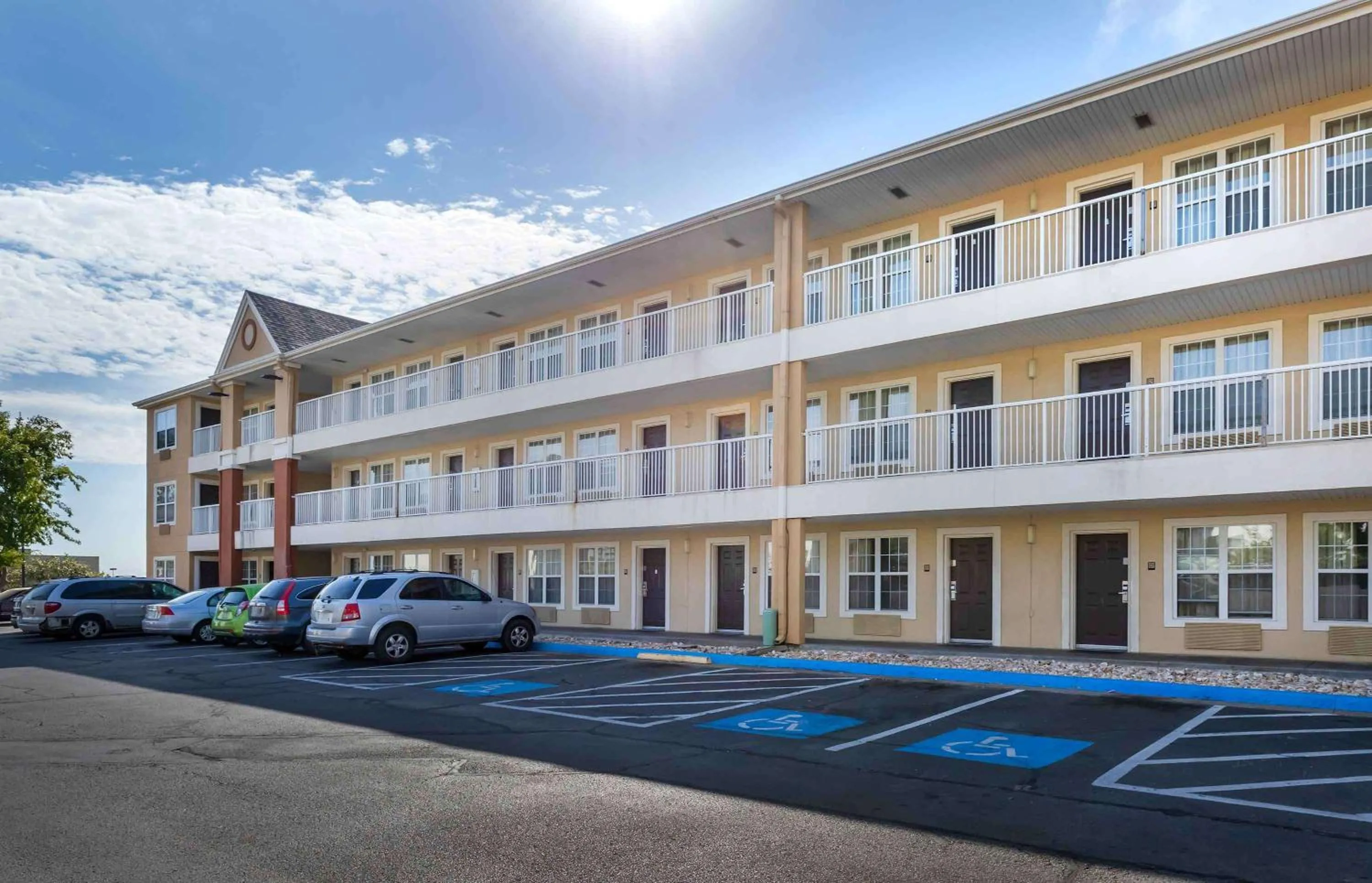 Property Building in Extended Stay America Suites - Tulsa - Central