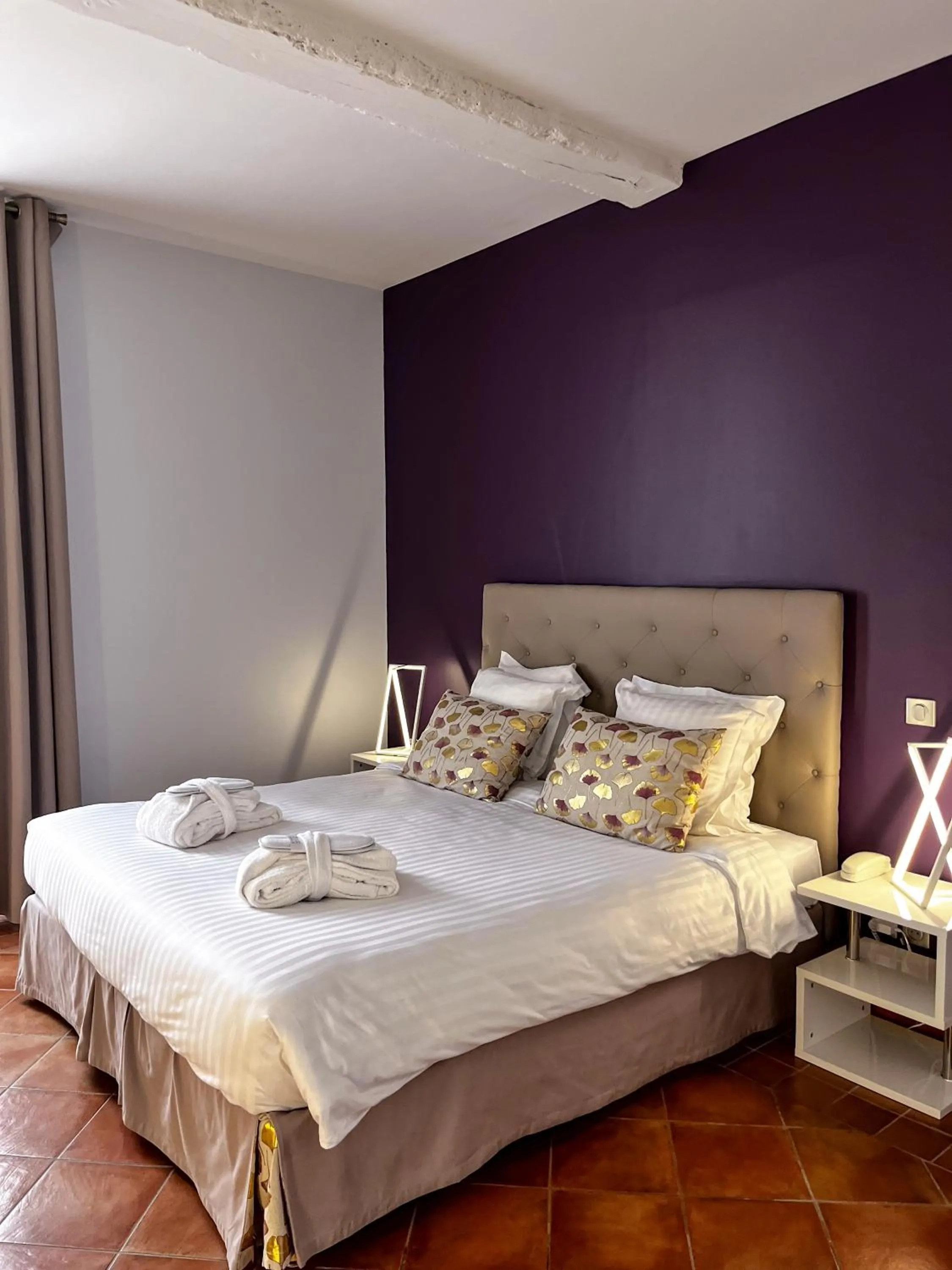 Bed in Hôtel Le Château Fort de Sedan