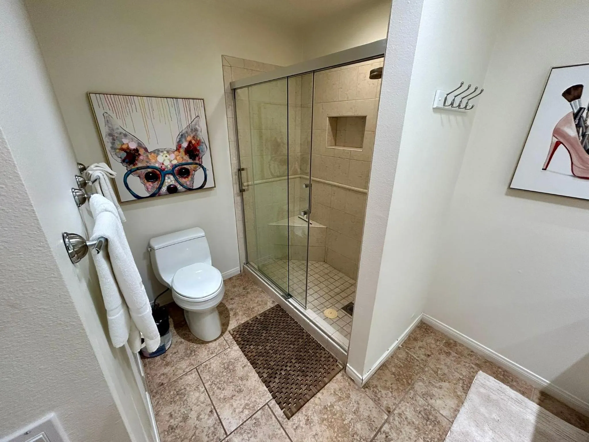 Property building in Shadow Mountain Resort