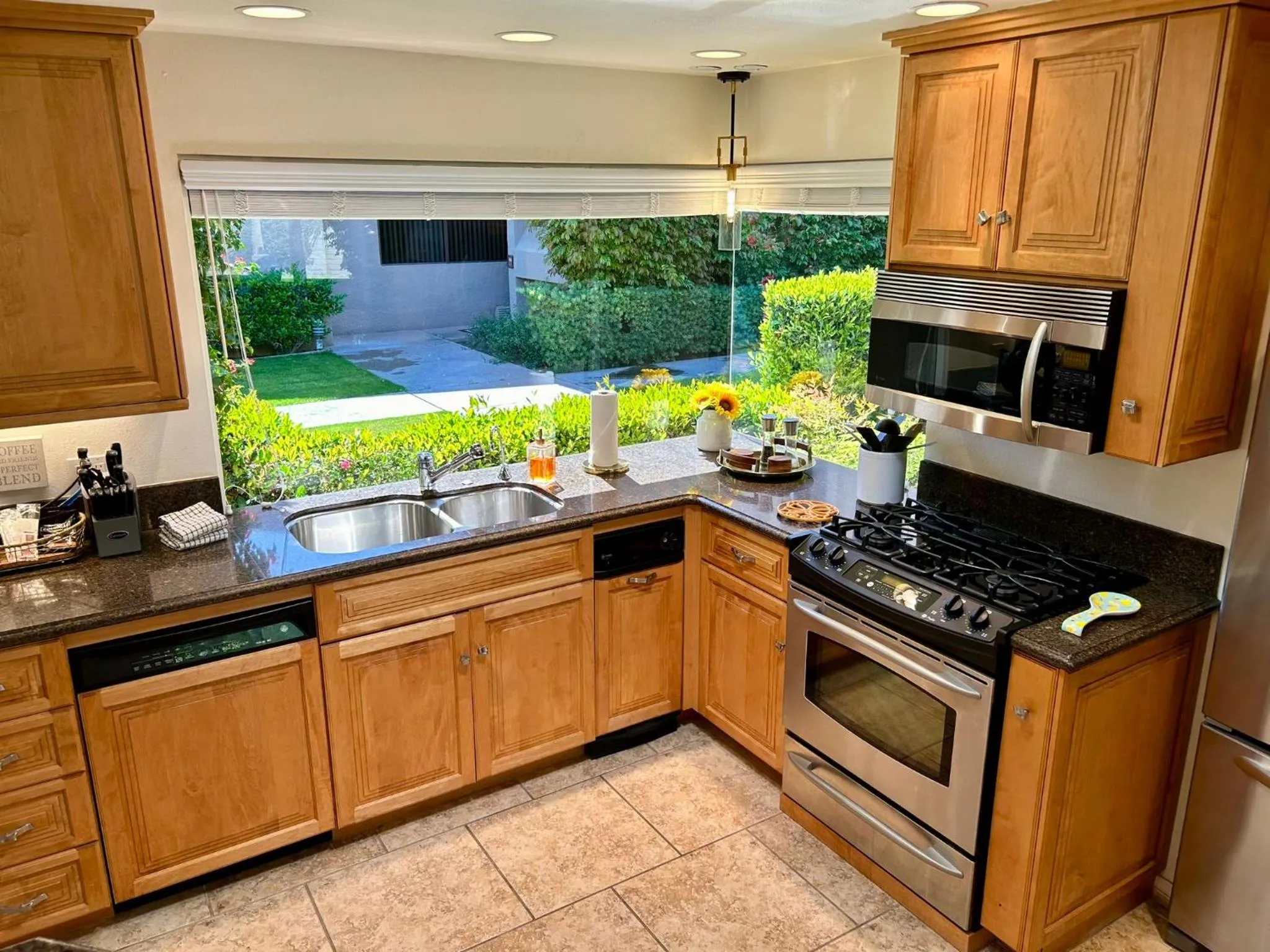 Property building in Shadow Mountain Resort