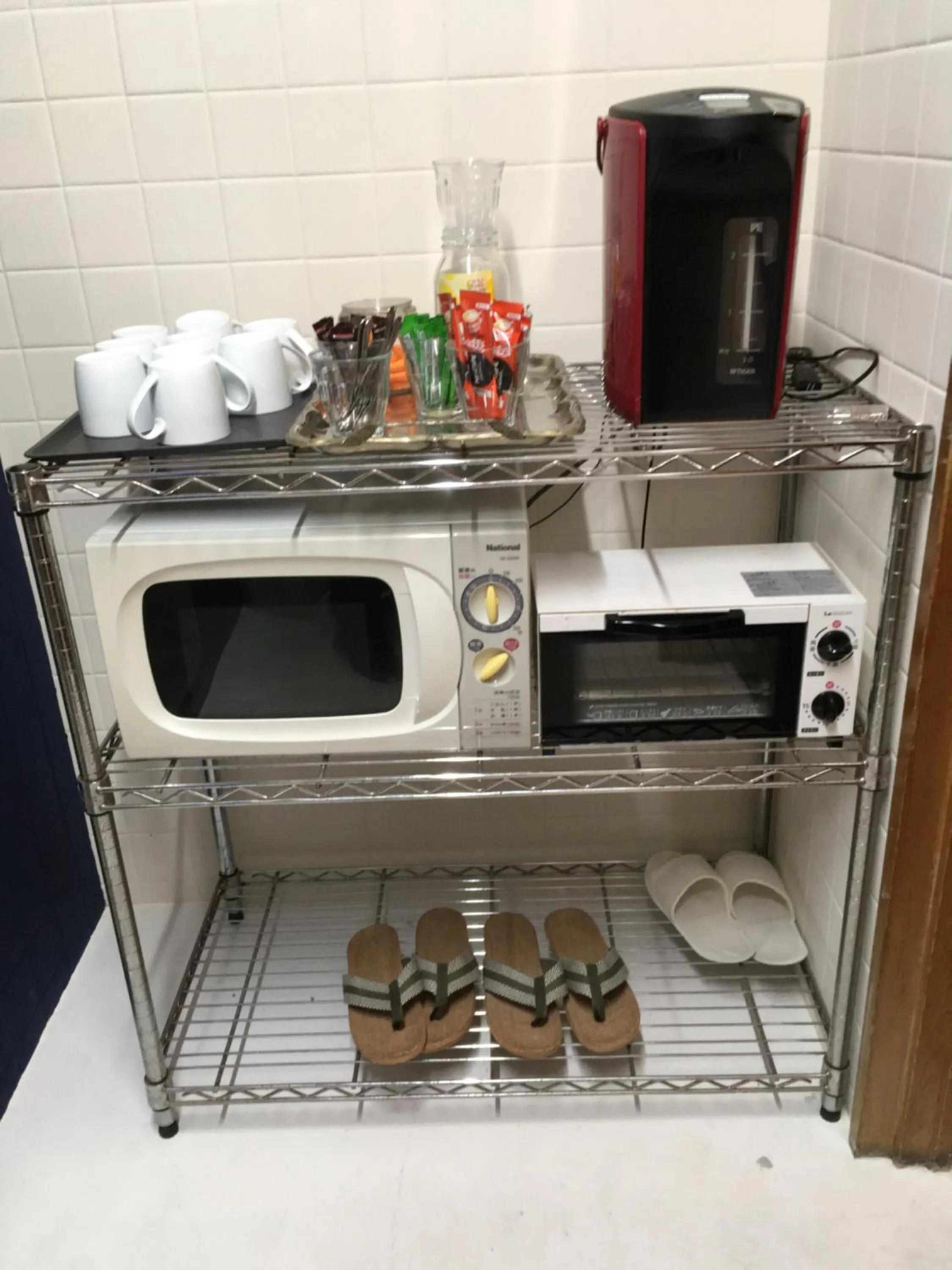 Area and facilities in DJANGO Hostel & Lounge