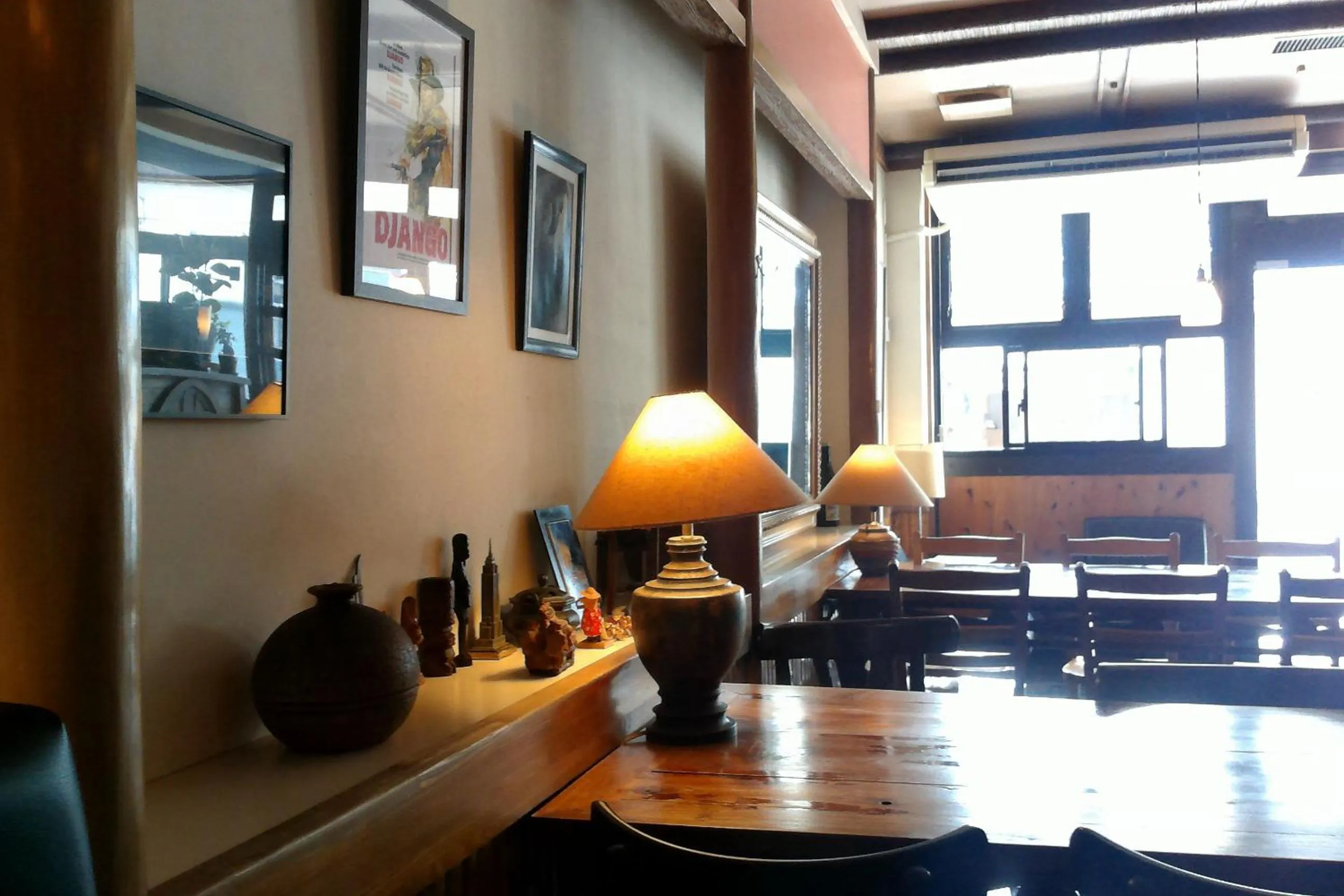 Lounge or bar in DJANGO Hostel & Lounge