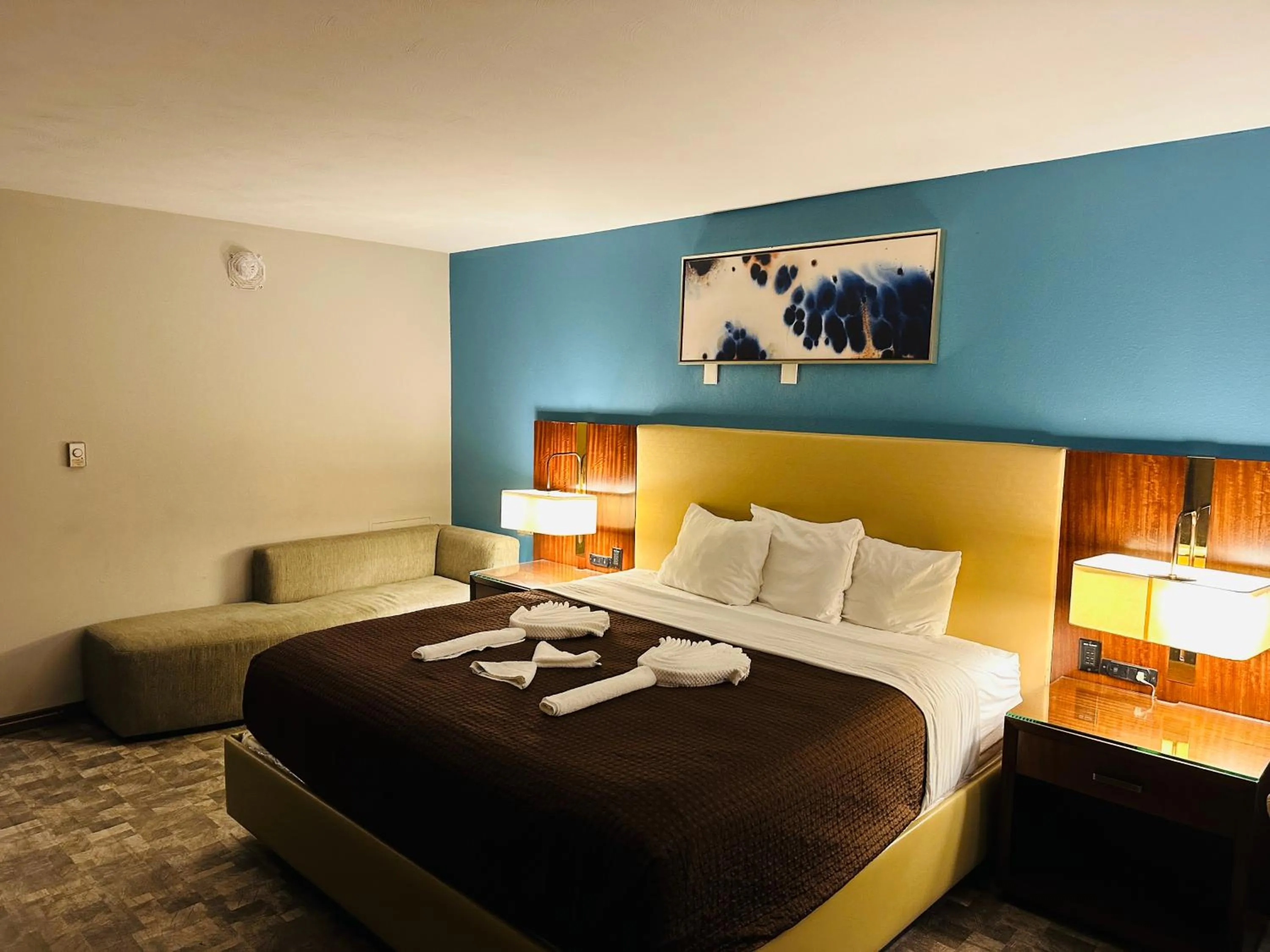 Bed in The Boston Inn