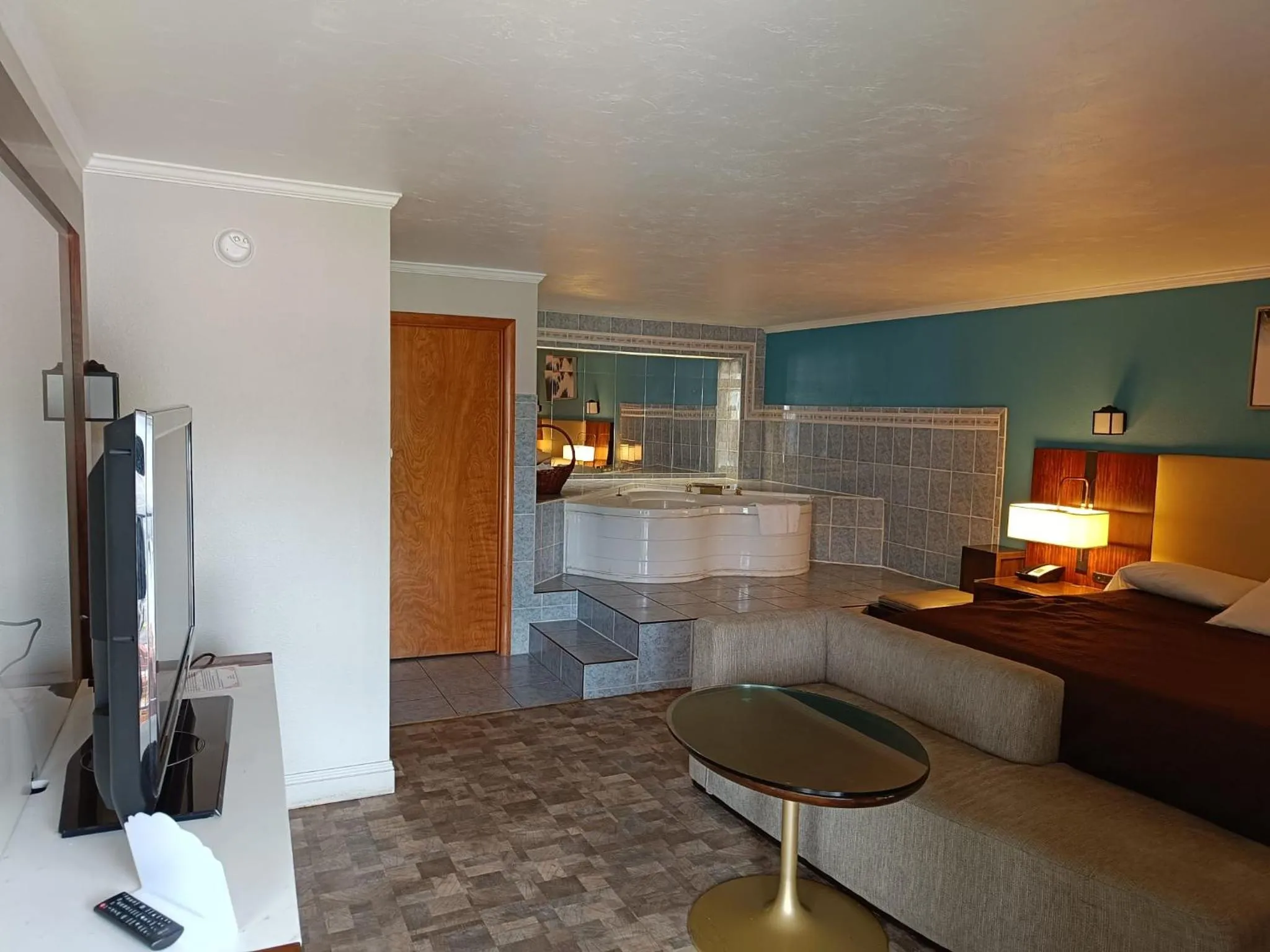 Bed in The Boston Inn