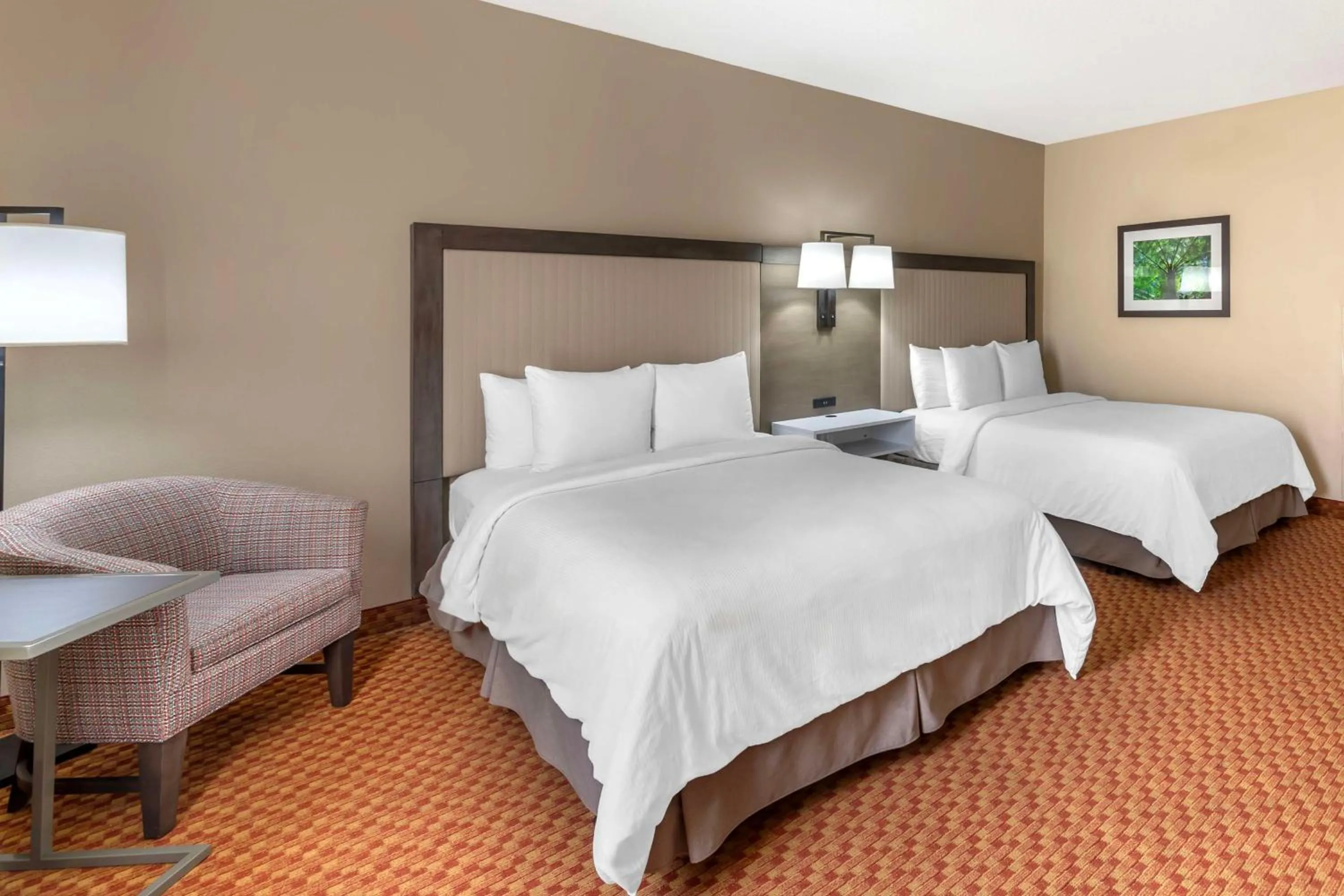Bedroom, Bed in Best Western Plus Kendall Hotel & Suites