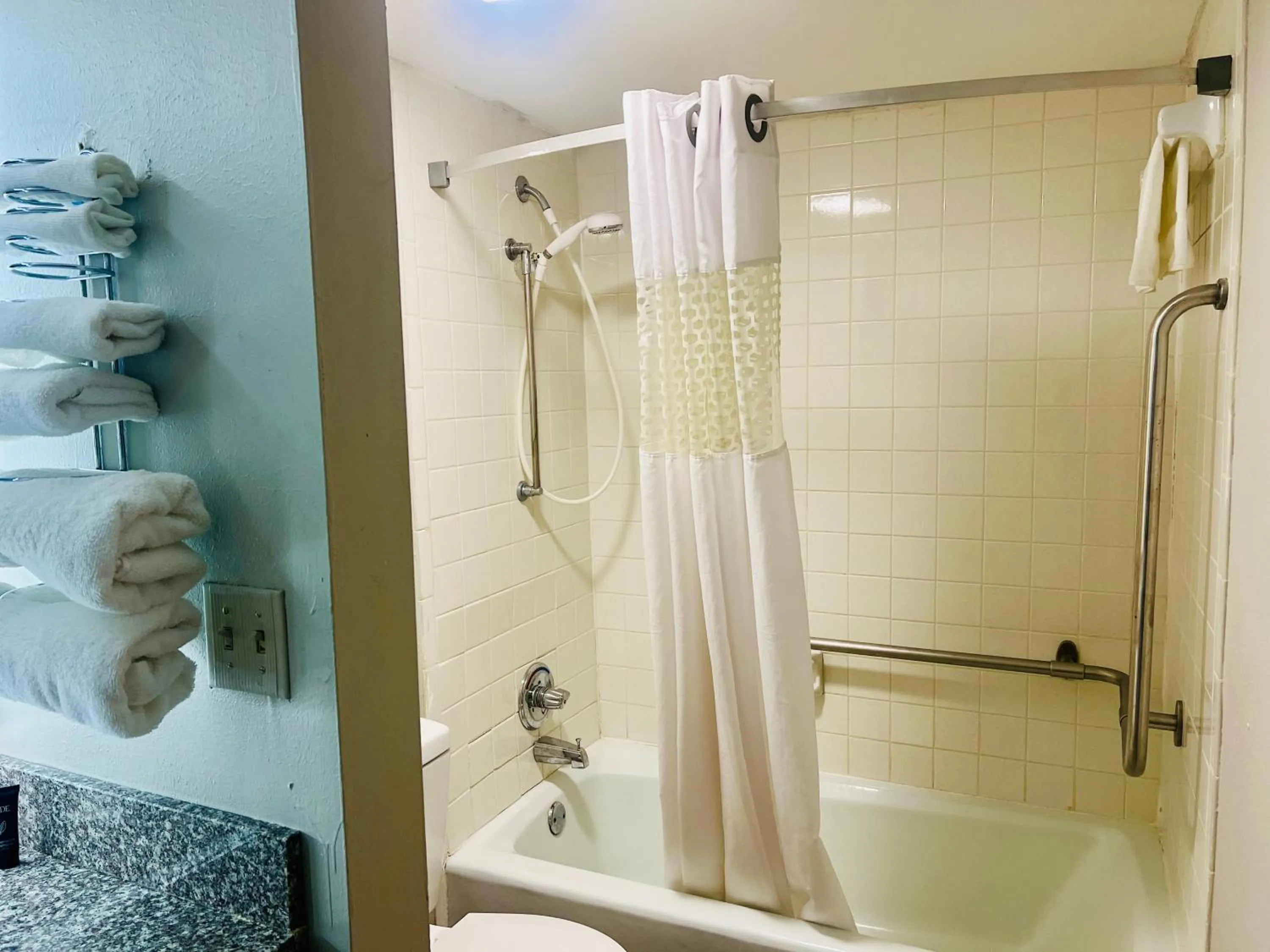 Days Inn by Wyndham Jellico - Tennessee State Line