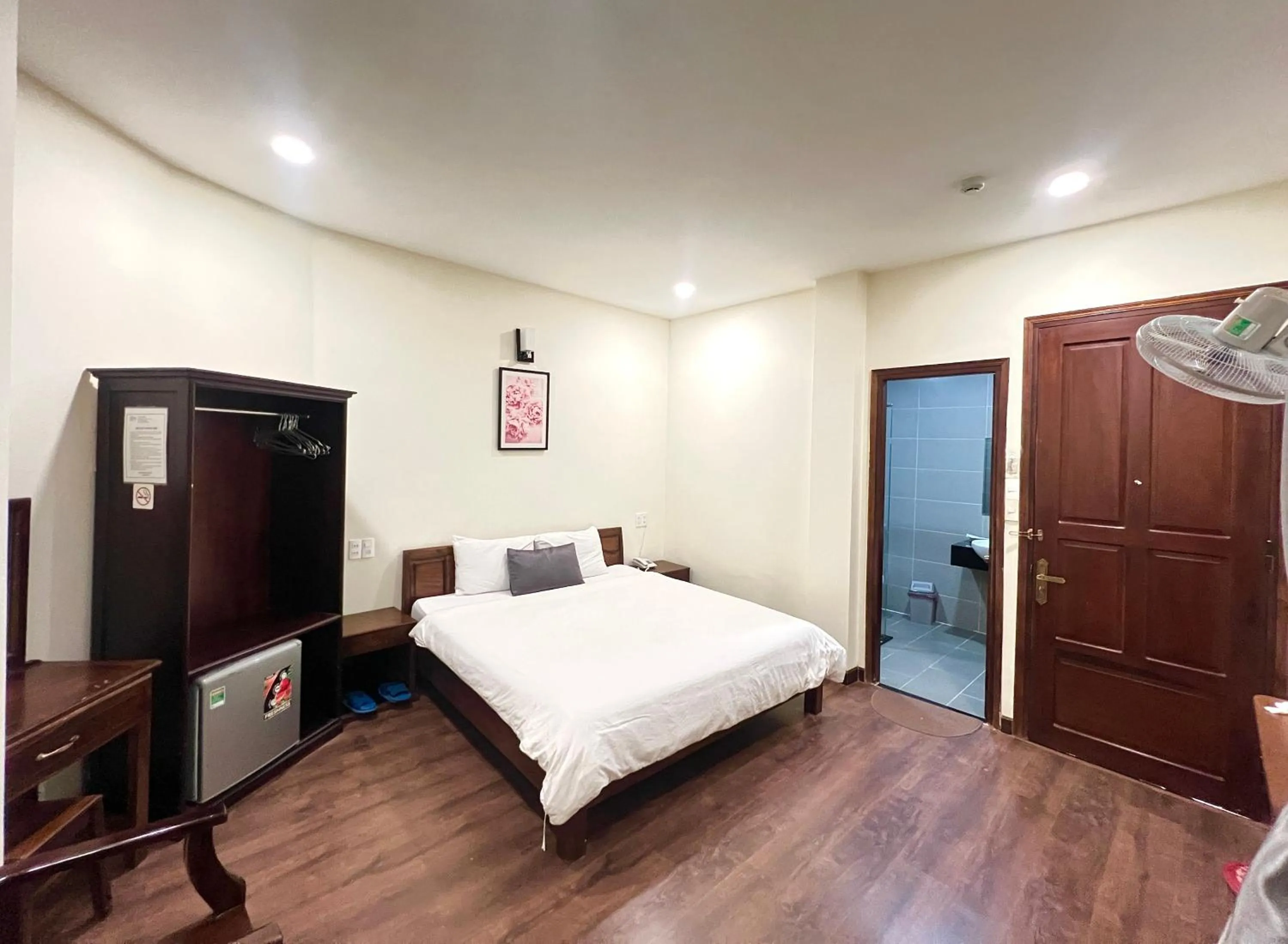 Bed in Le Grey Dalat Hotel