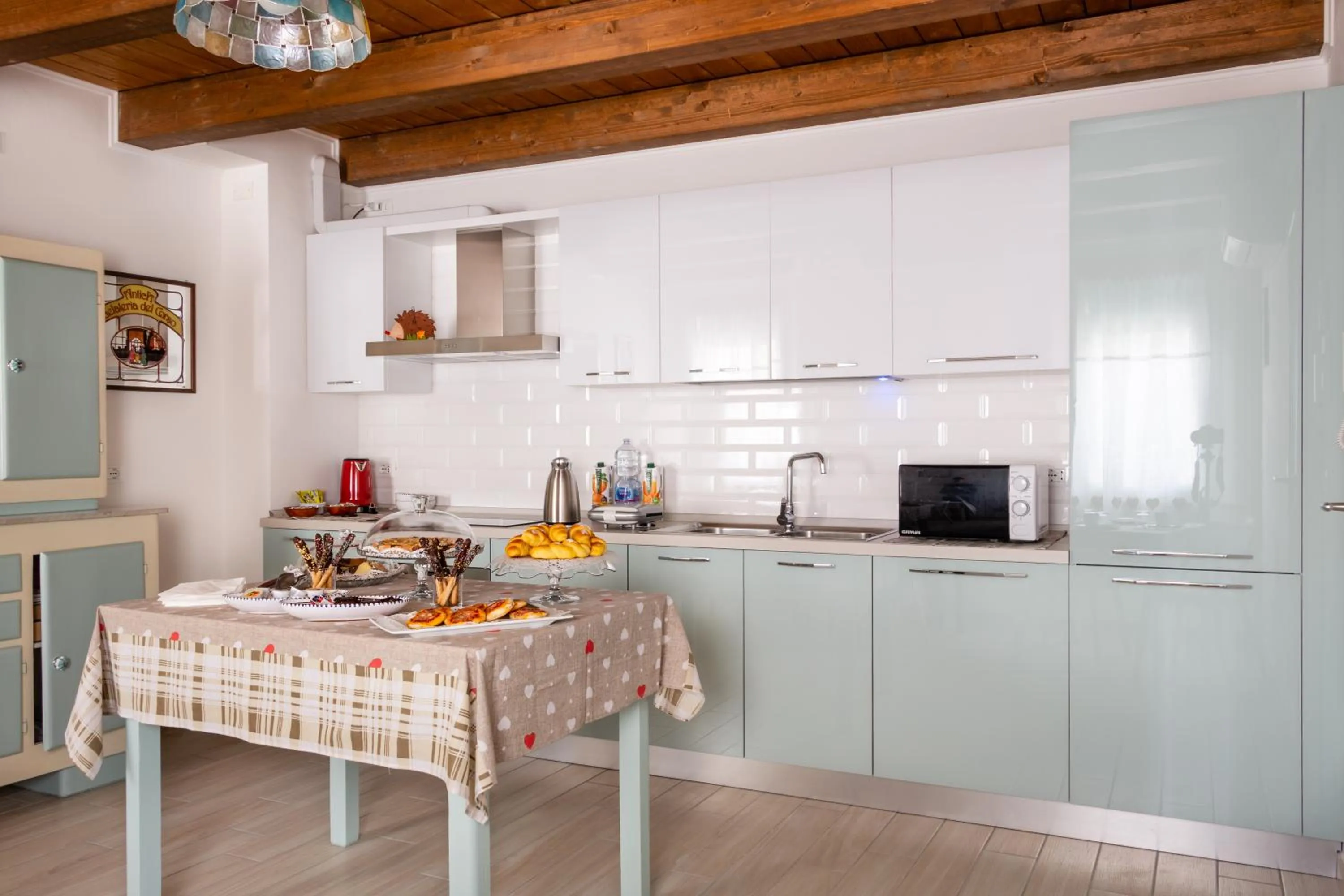 Kitchen or kitchenette in La Casa di Santino