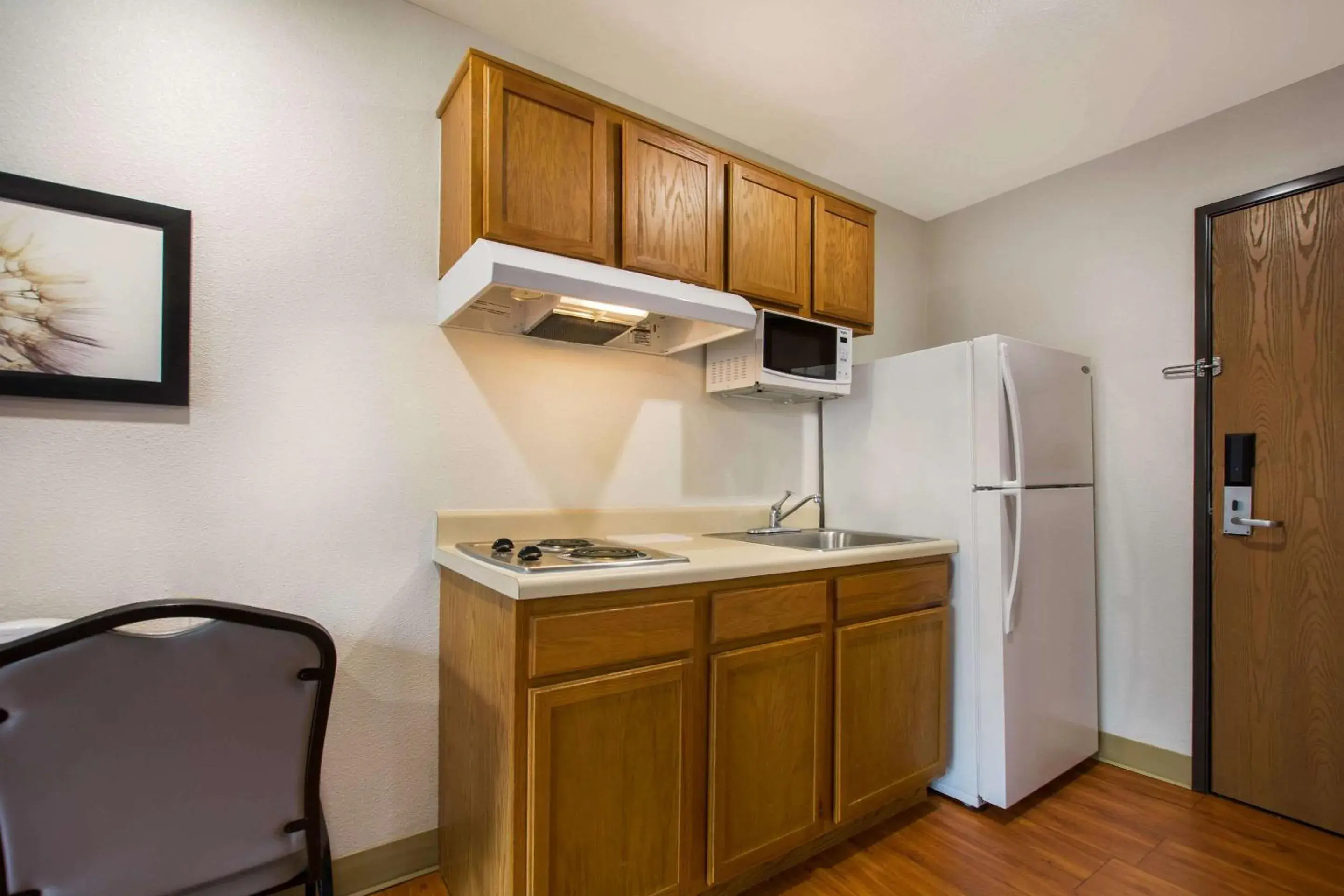 Double Room with Two Double Beds - Smoking in WoodSpring Suites Louisville Southeast Double Room with Two Double Beds - Smoking in WoodSpring Suites Louisville Southeast