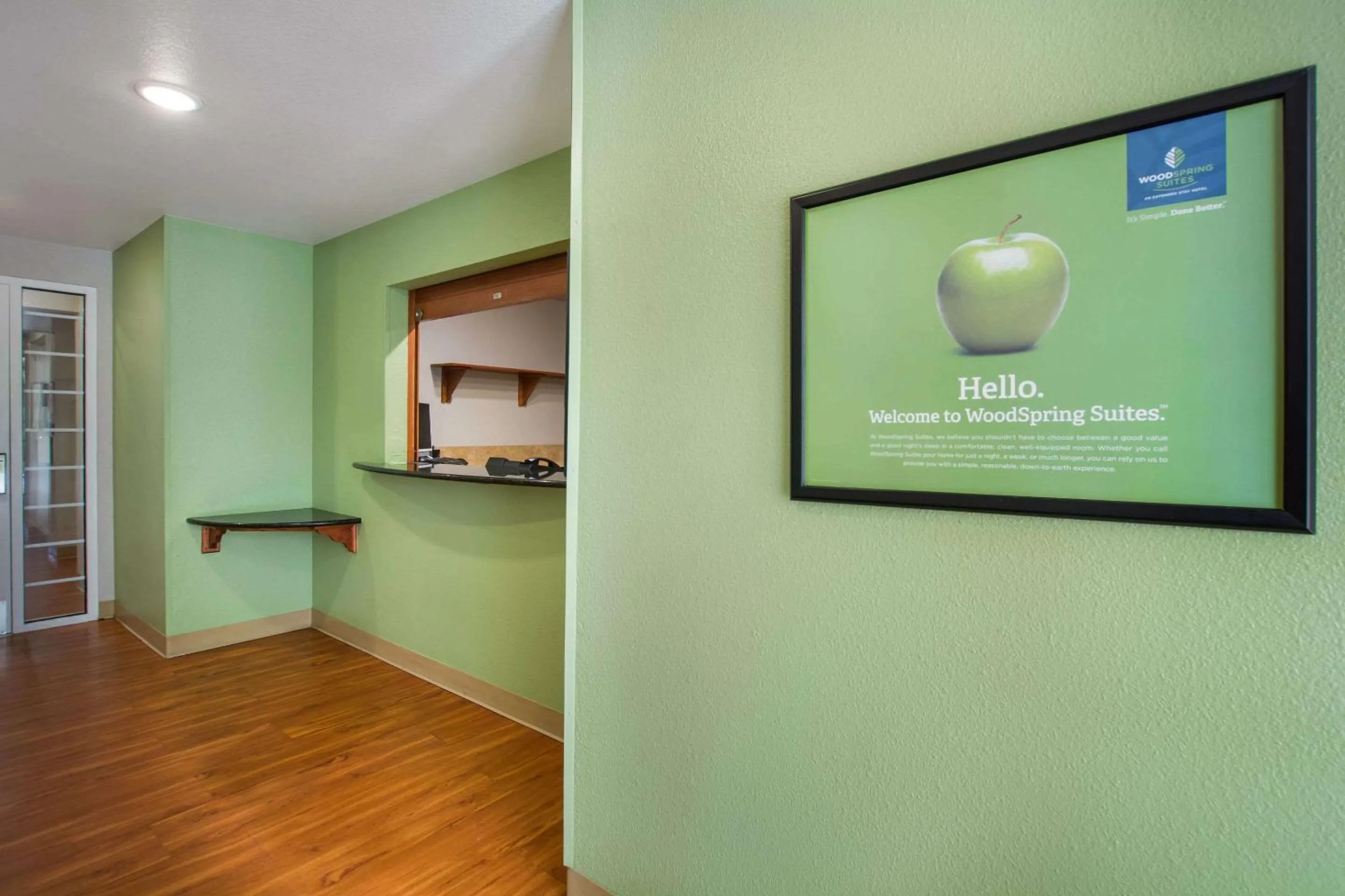 Lobby or reception in WoodSpring Suites Louisville Southeast