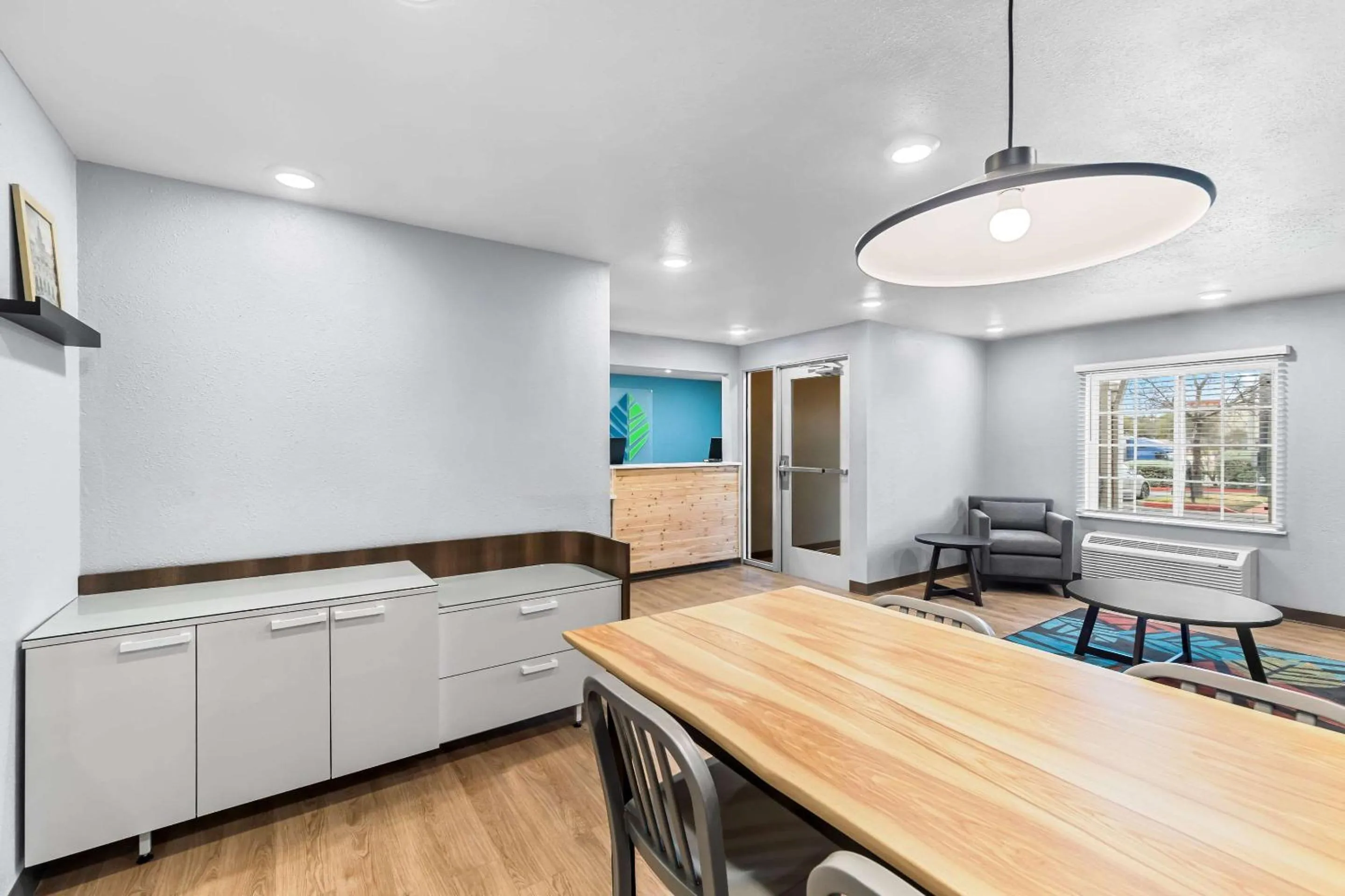 Lobby or reception in WoodSpring Suites Austin North I-35