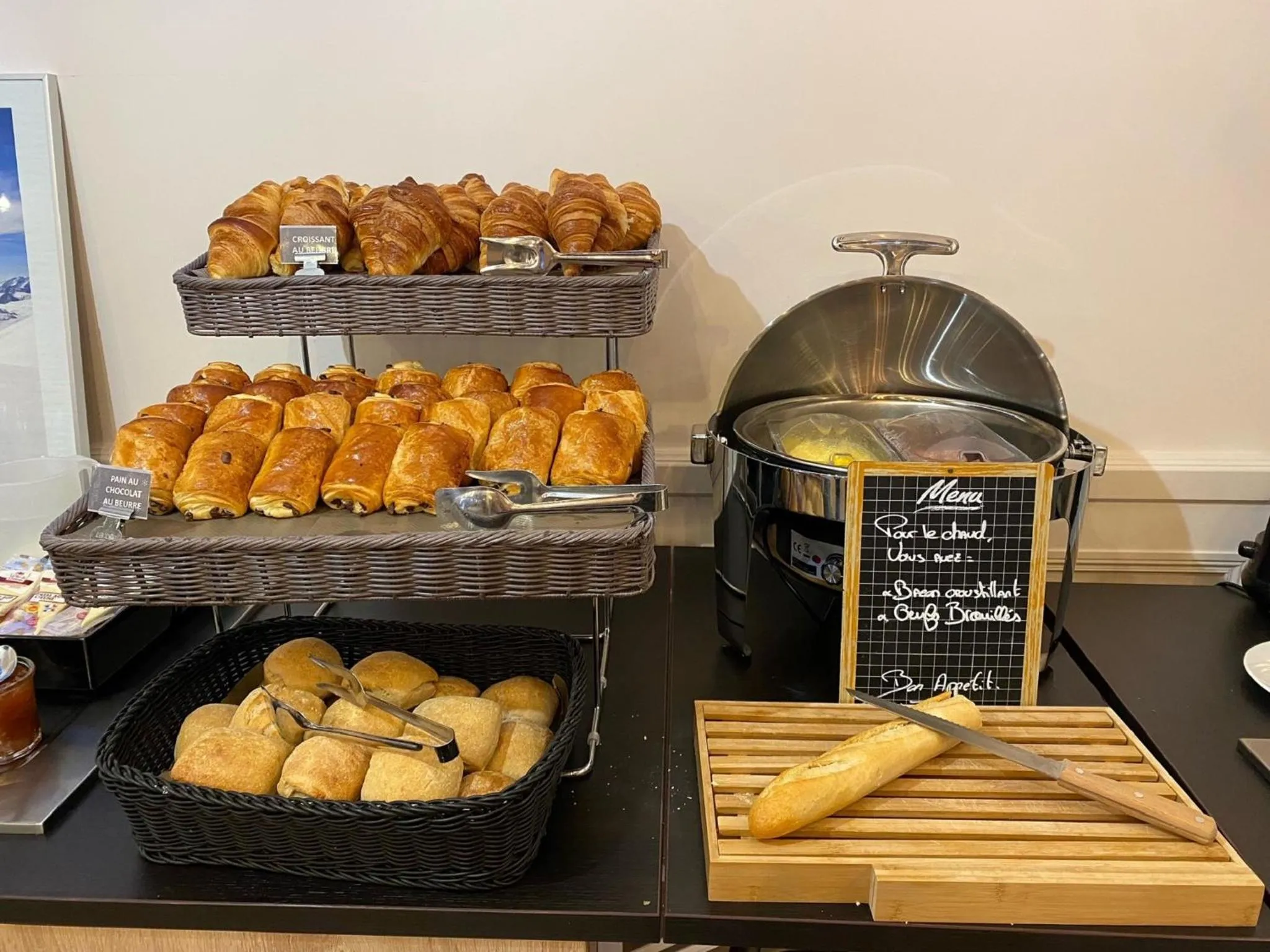 Breakfast in Hotel Kyriad Tours St Pierre des Corps Gare