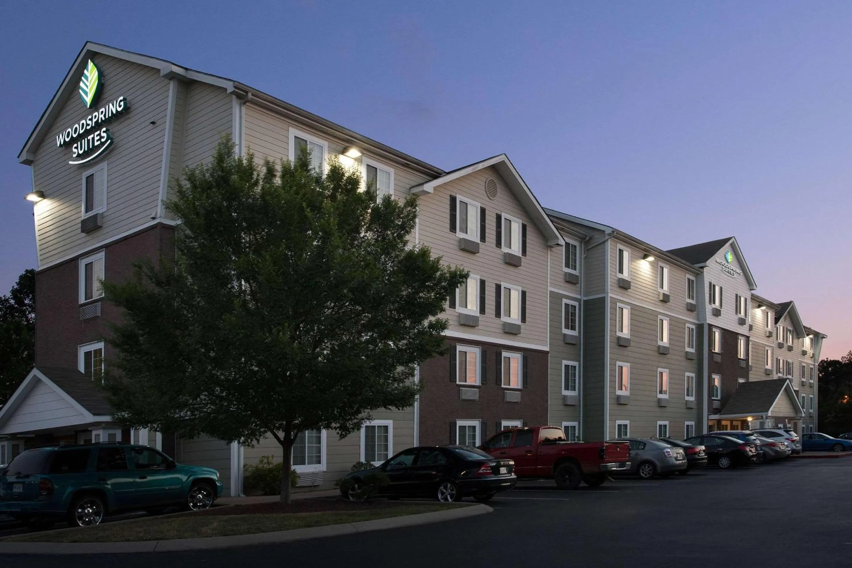 Property building in WoodSpring Suites Murfreesboro