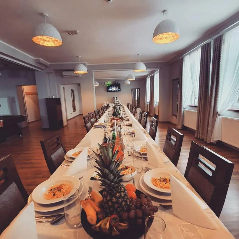 Restaurant/places to eat in Missterium Zakliczyn