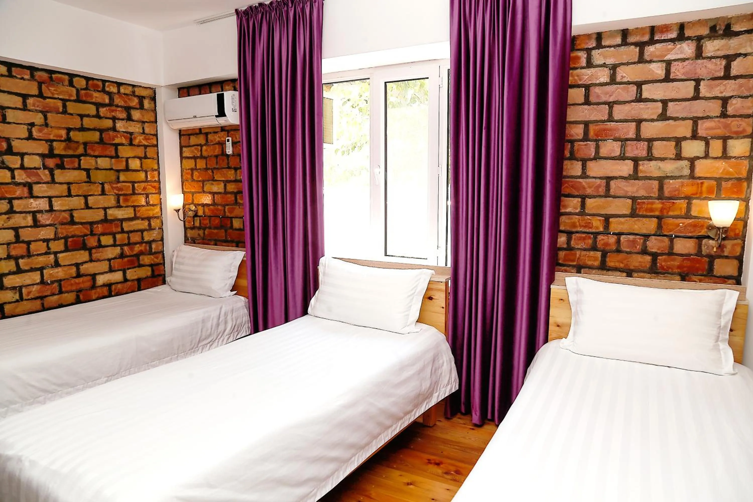 Bed in Hotel Good Night