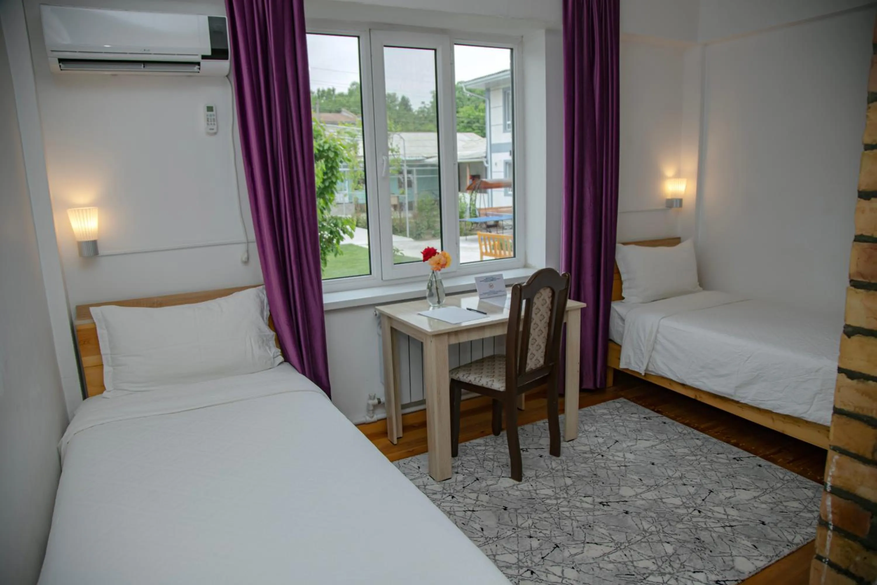 Bed in Hotel Good Night