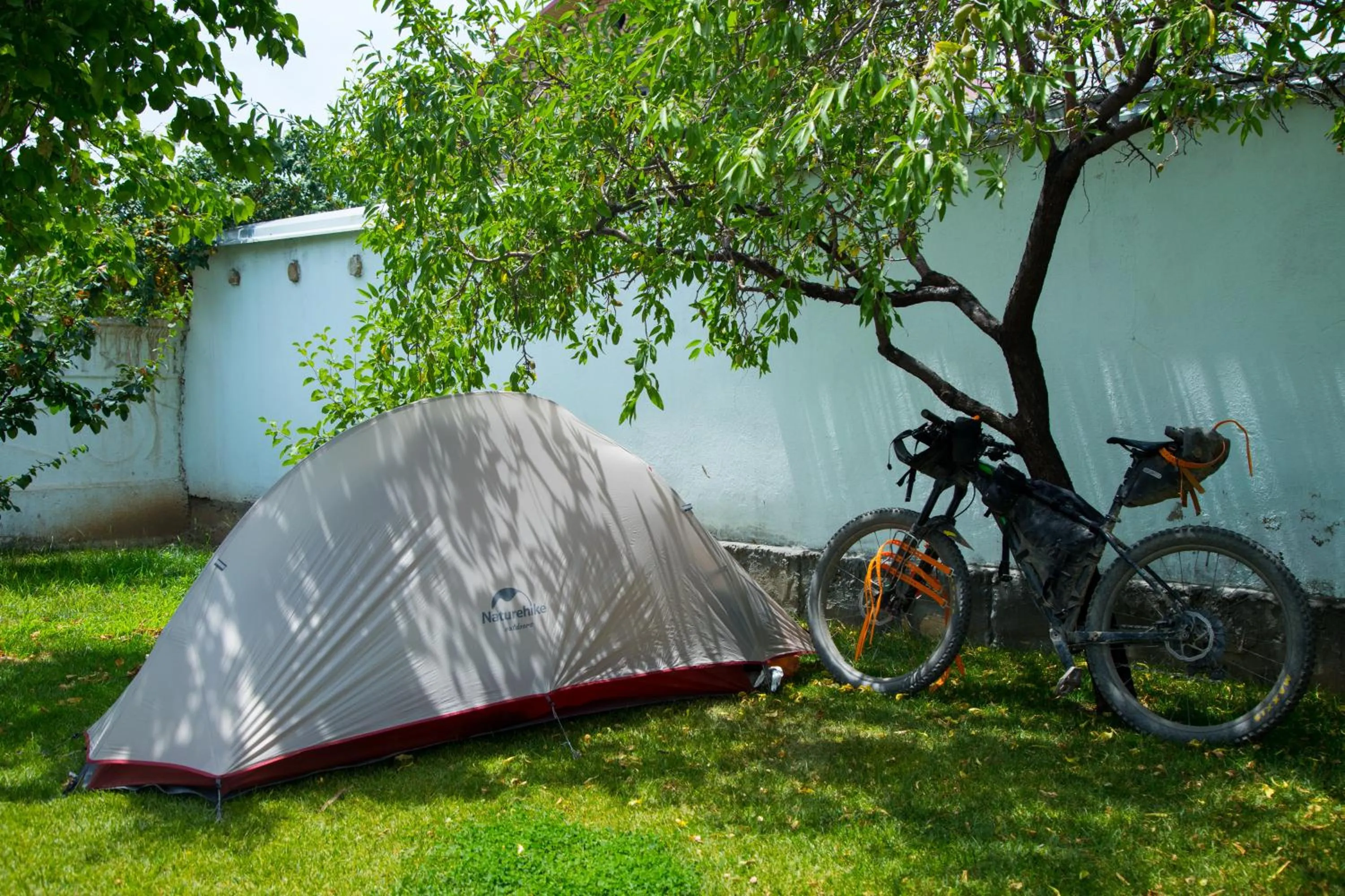 Day in Hotel Good Night