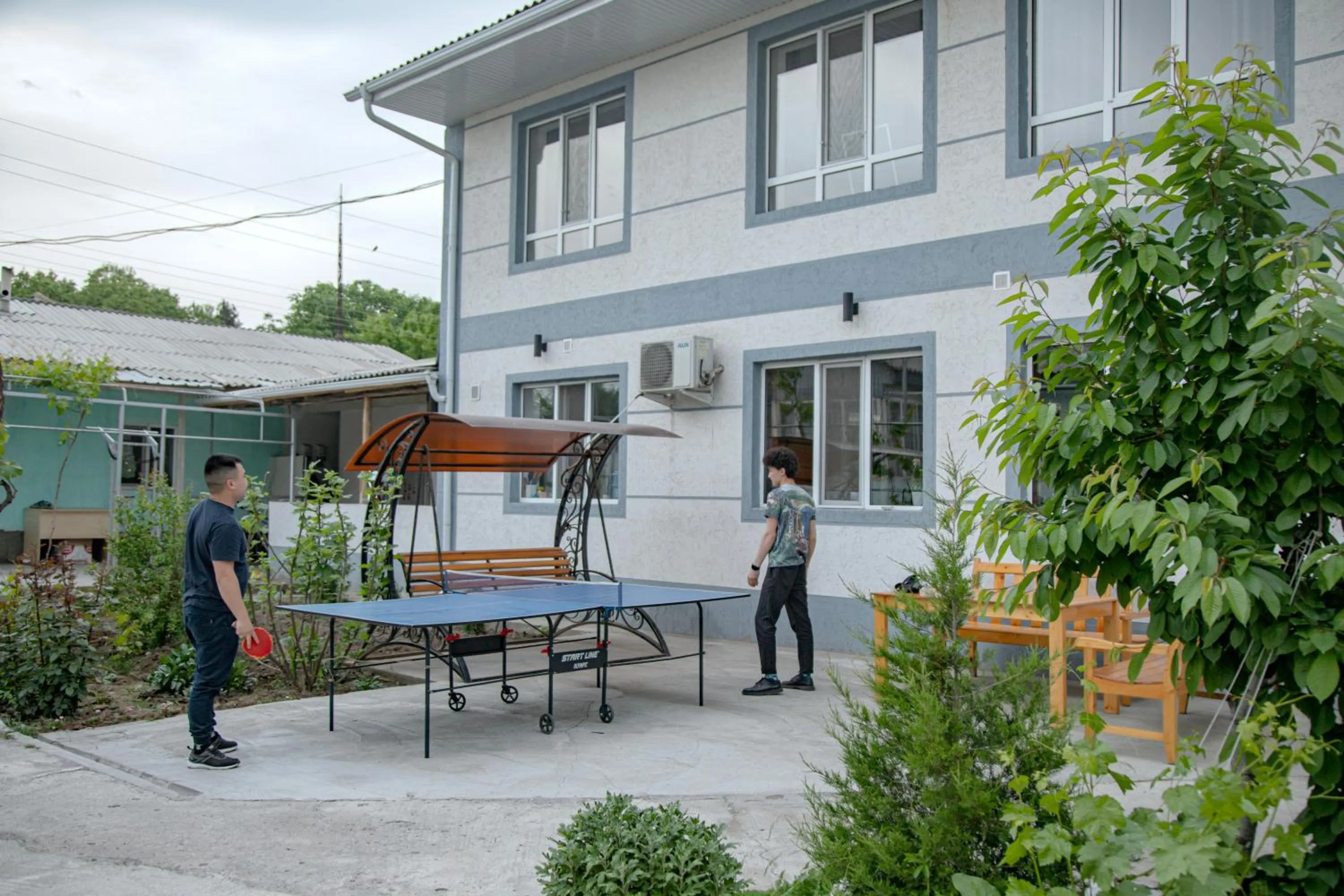 Day in Hotel Good Night