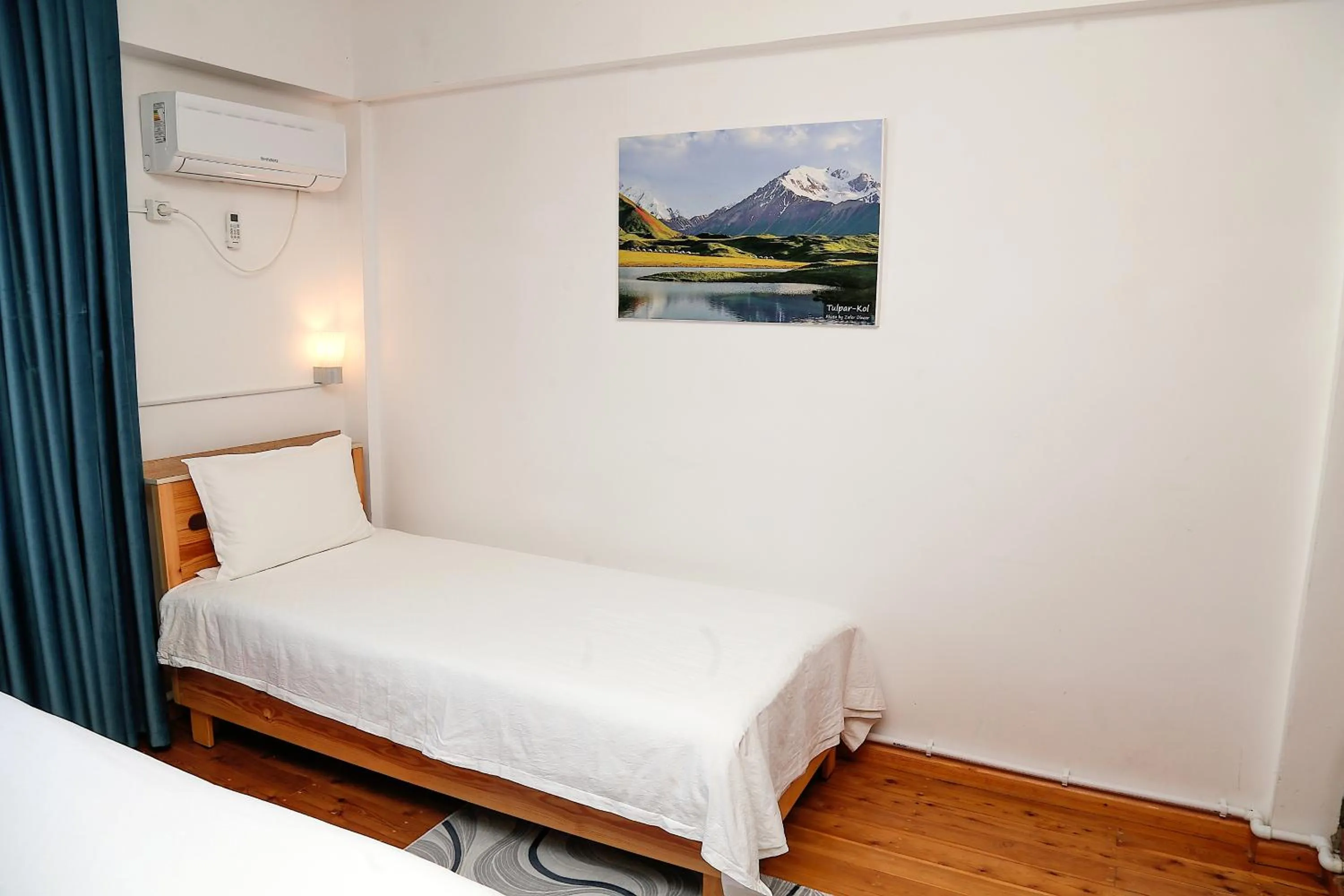 Bed in Hotel Good Night