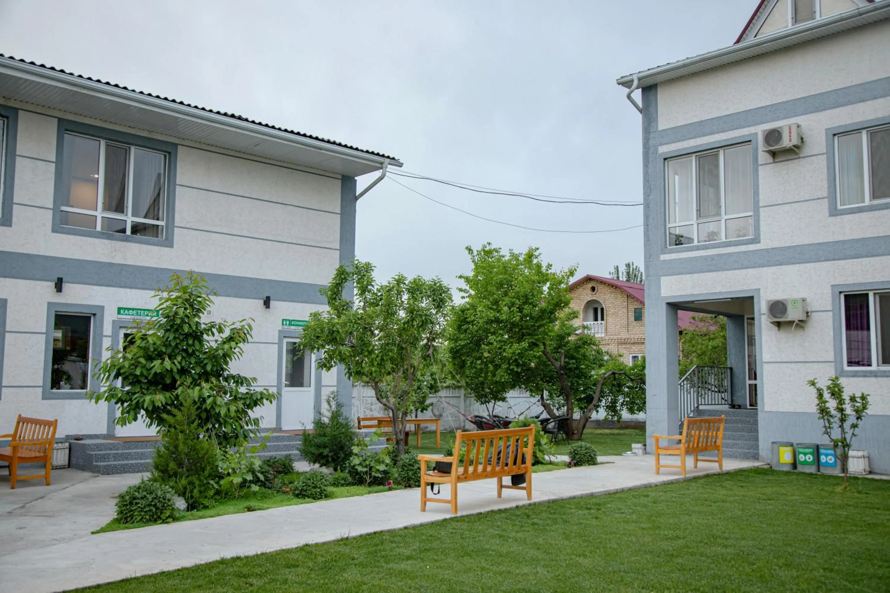 Property building in Hotel Good Night