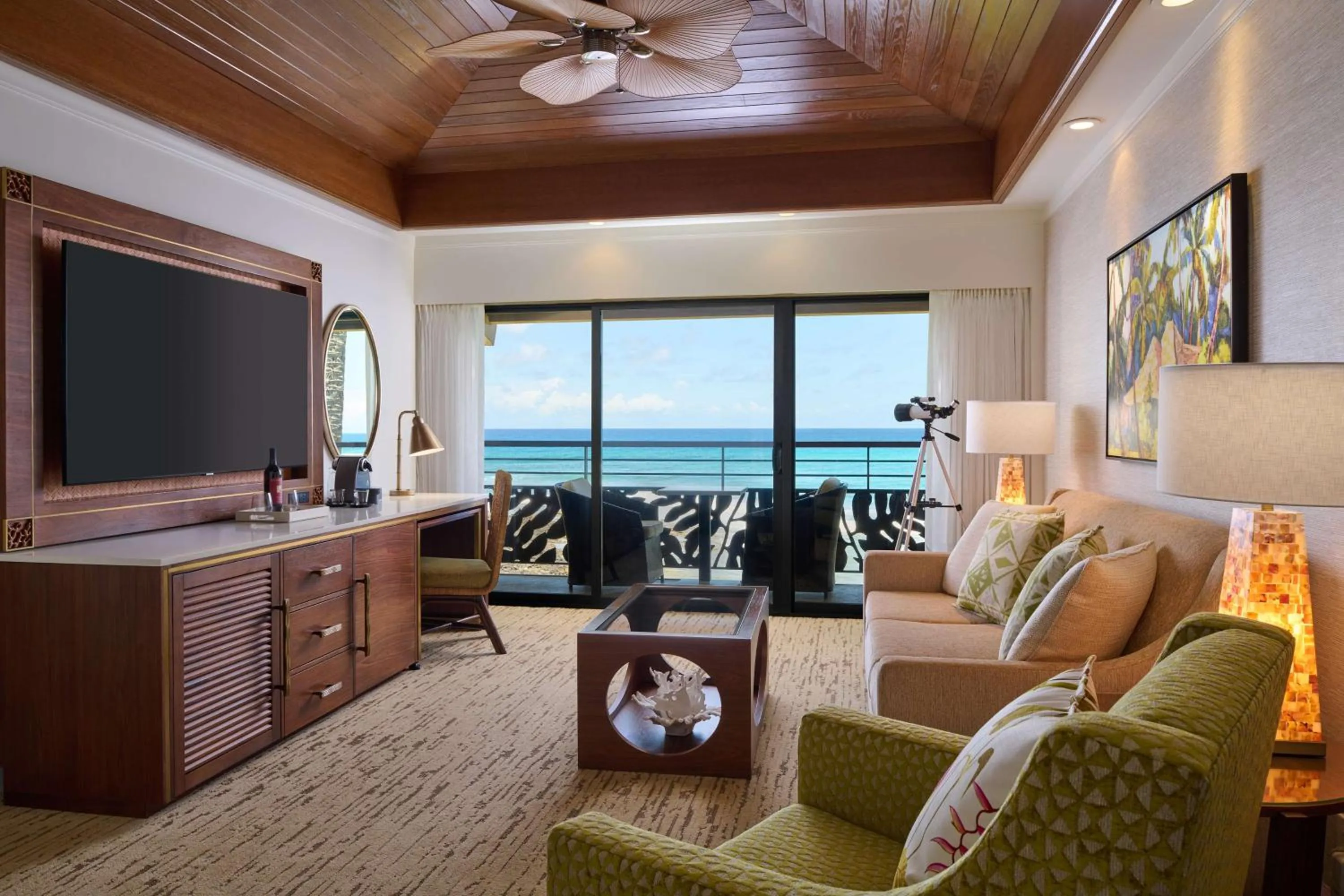 TV and multimedia in Koa Kea Resort on Poipu Beach