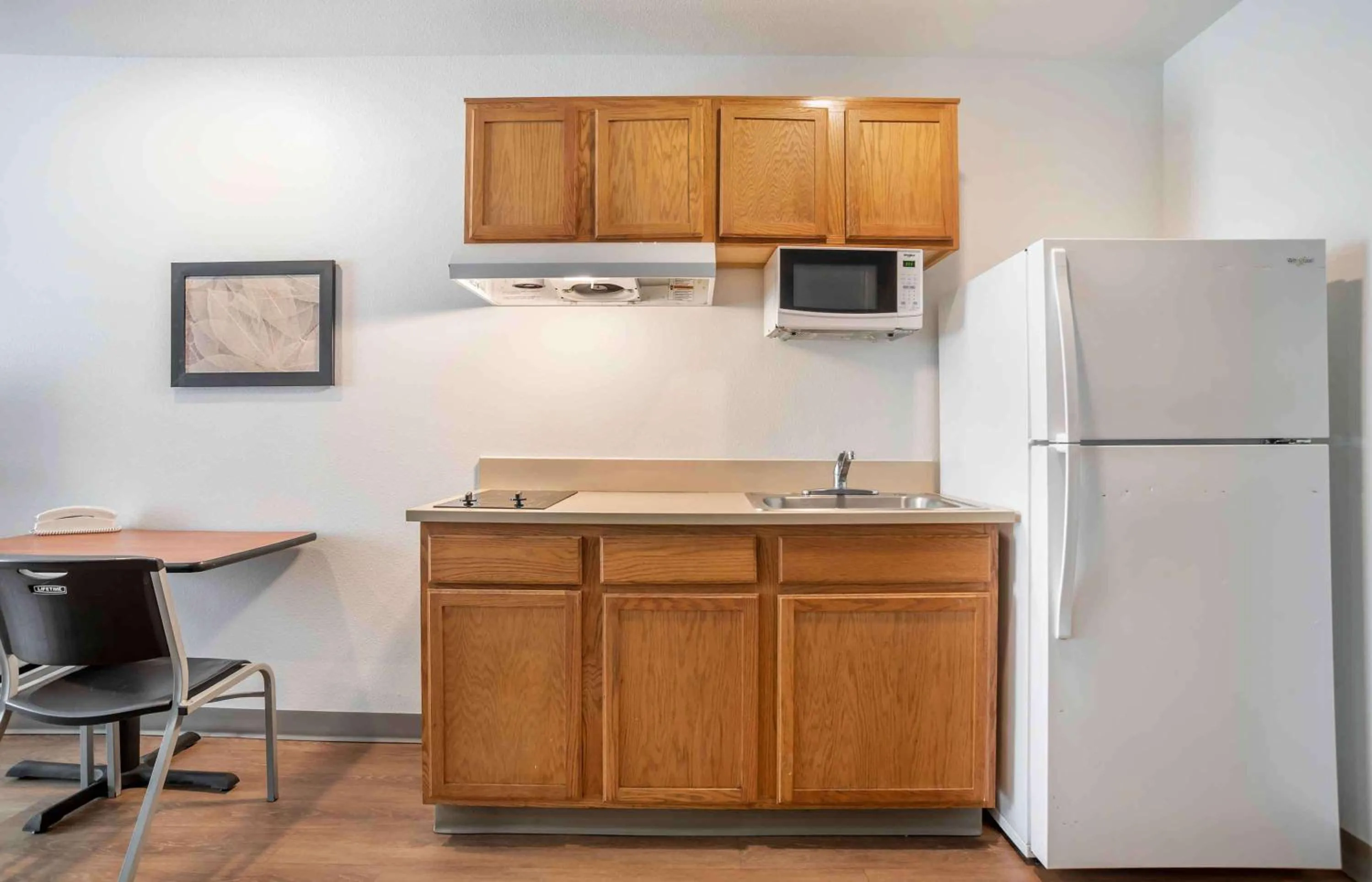 Bedroom in Extended Stay America Select Suites - Pensacola - Northwest