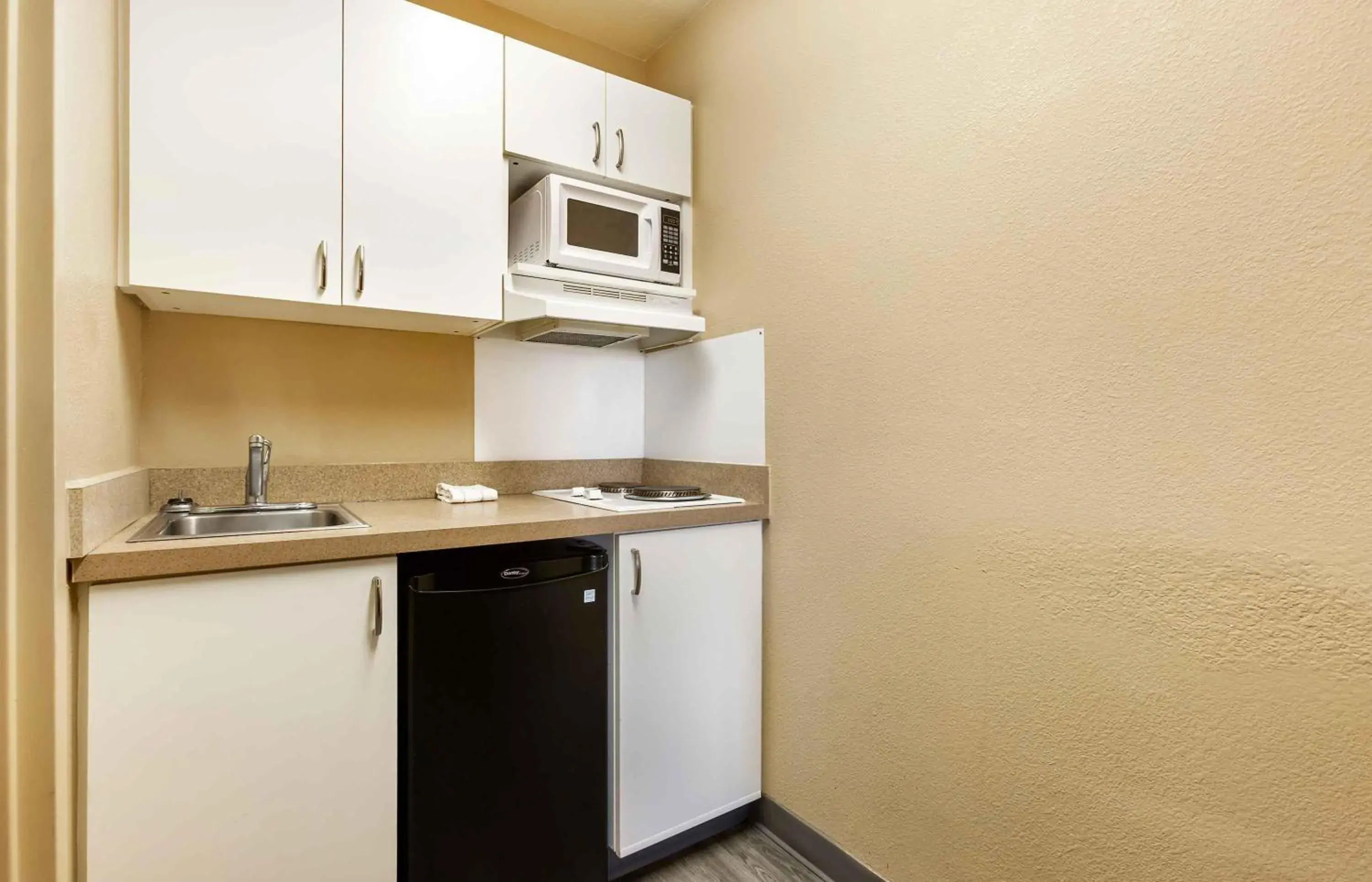 Full Studio - Non-Smoking in Extended Stay America Suites - Albuquerque - Airport Full Studio - Non-Smoking in Extended Stay America Suites - Albuquerque - Airport
