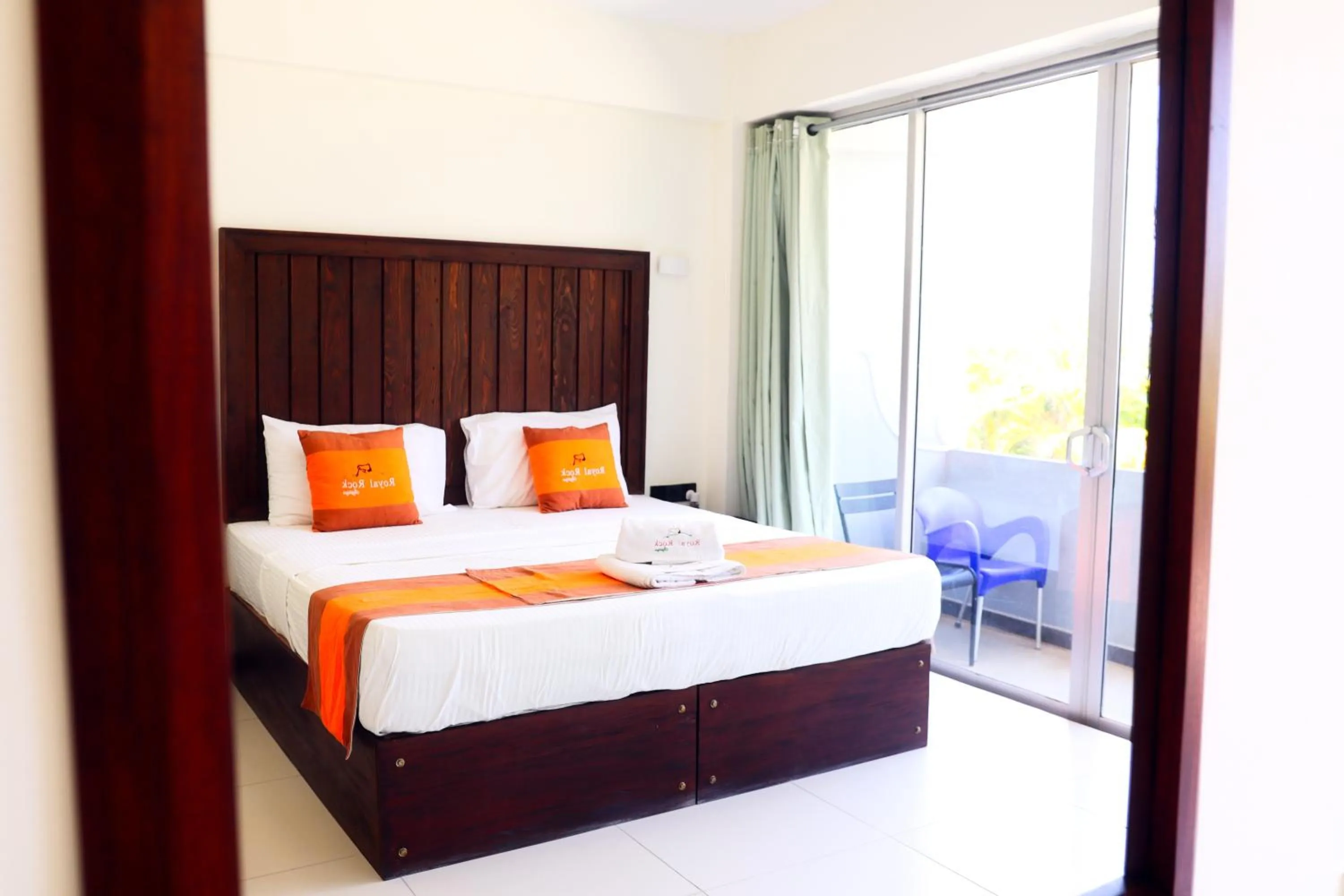 Bed in Royal Rock Sigiriya