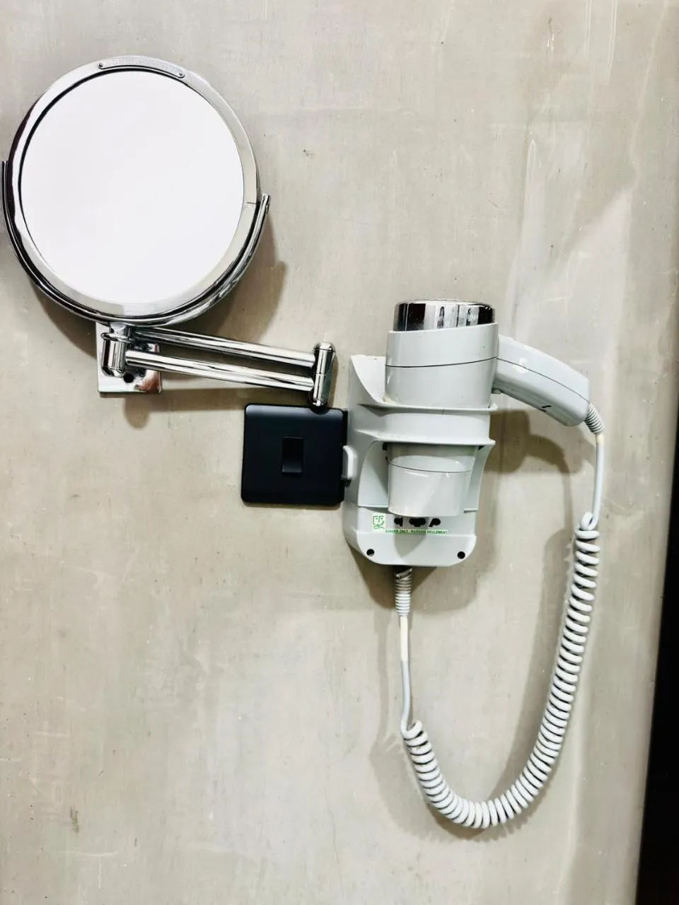 hair dryier in Royal Rock Sigiriya