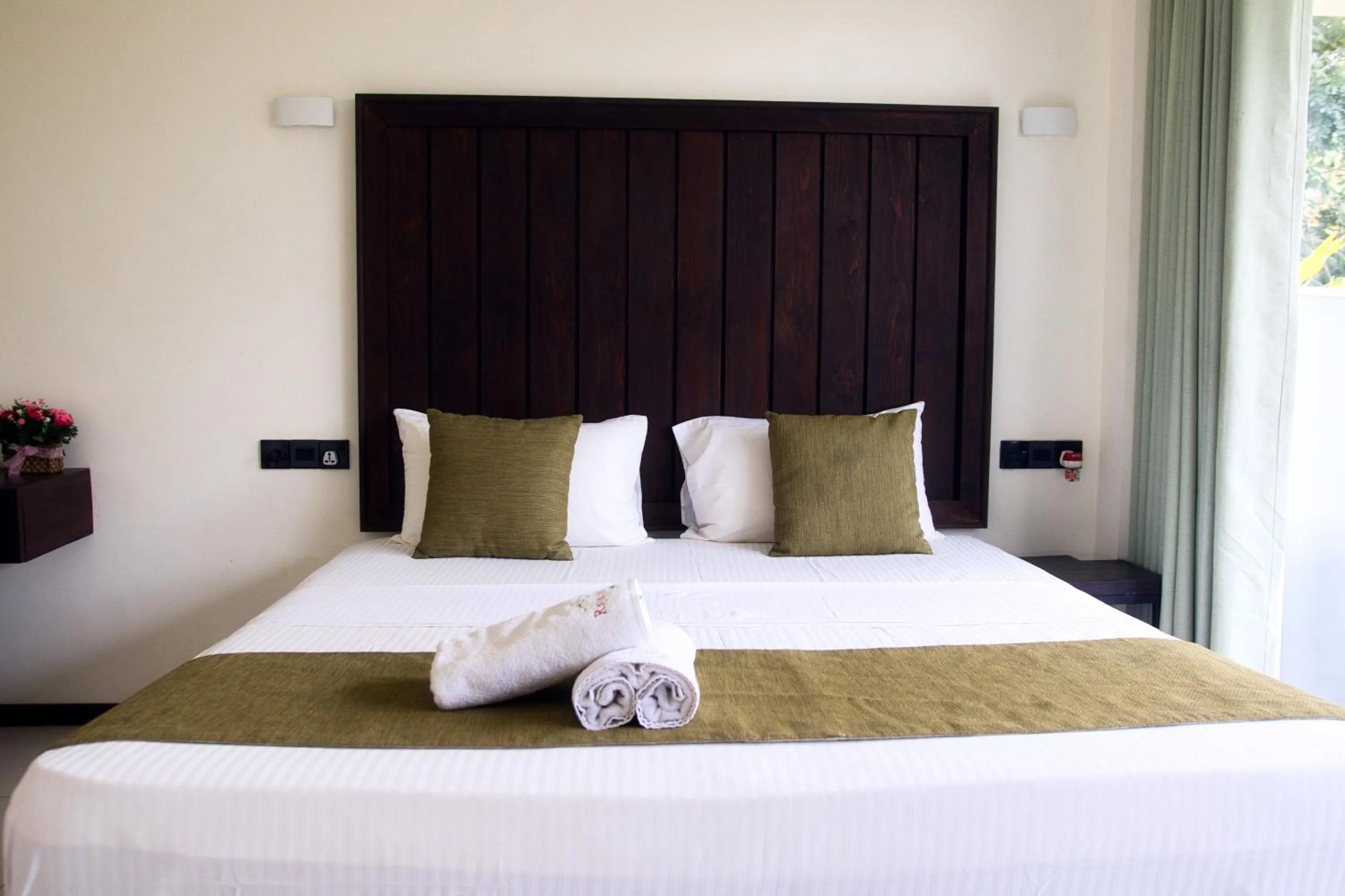 Bed in Royal Rock Sigiriya