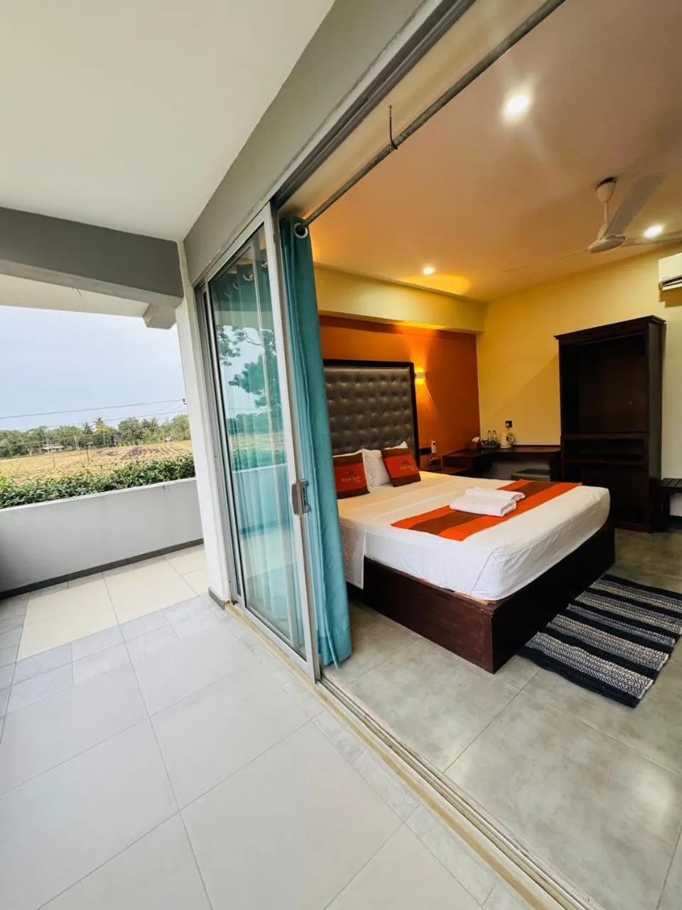 Bed in Royal Rock Sigiriya