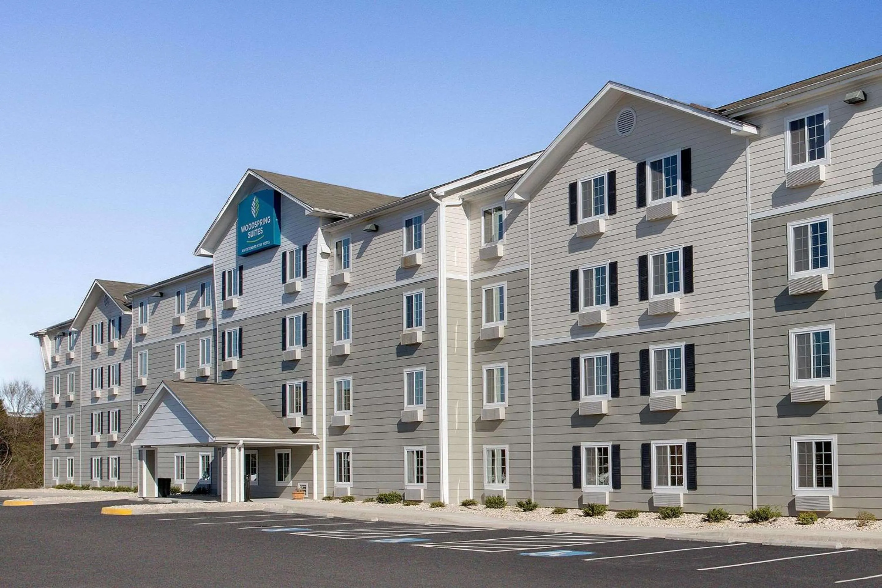 Property building in WoodSpring Suites Richmond Colonial Heights Fort Gregg-Adams