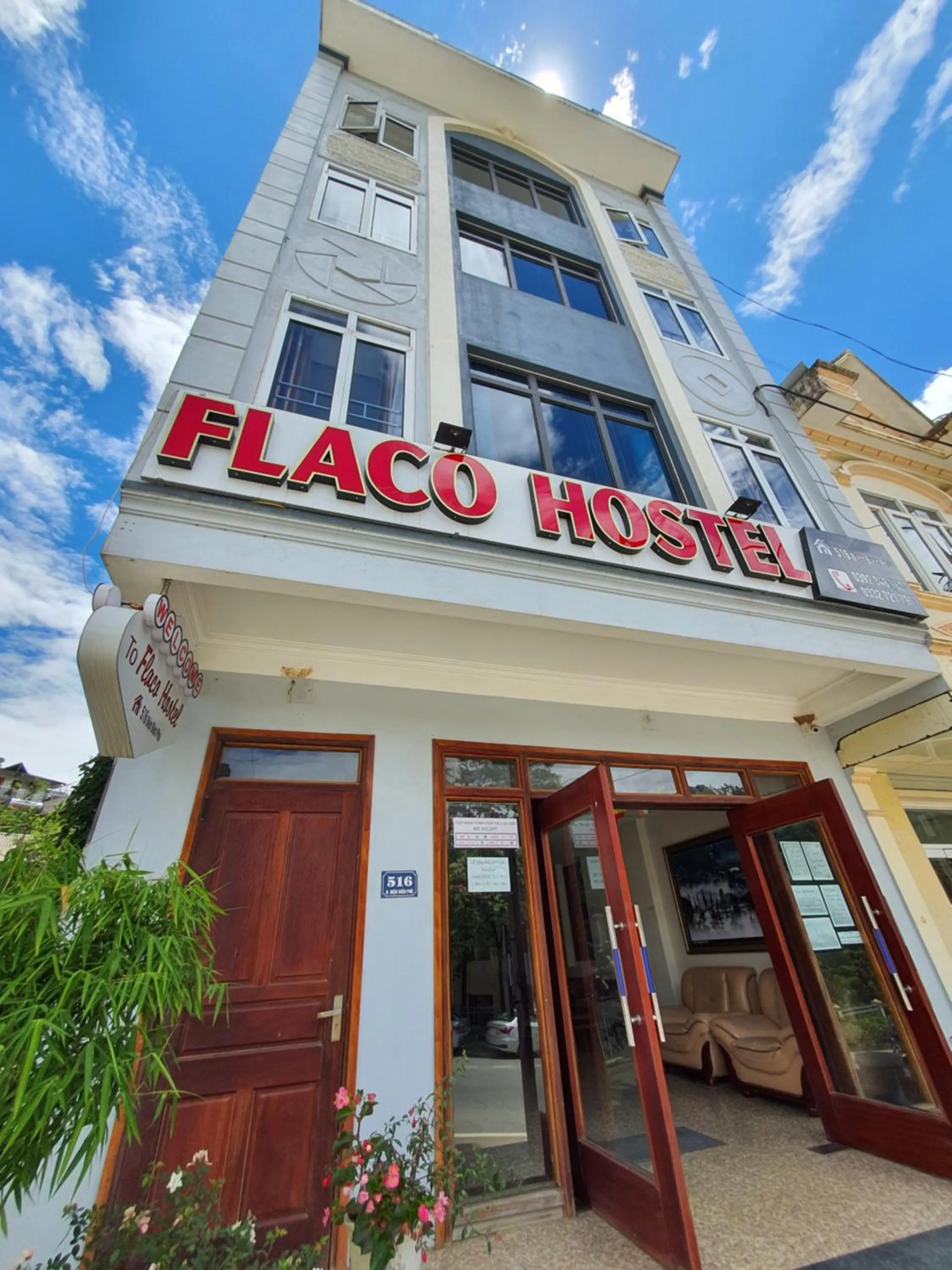 Property building in Flaco Hostel Sapa