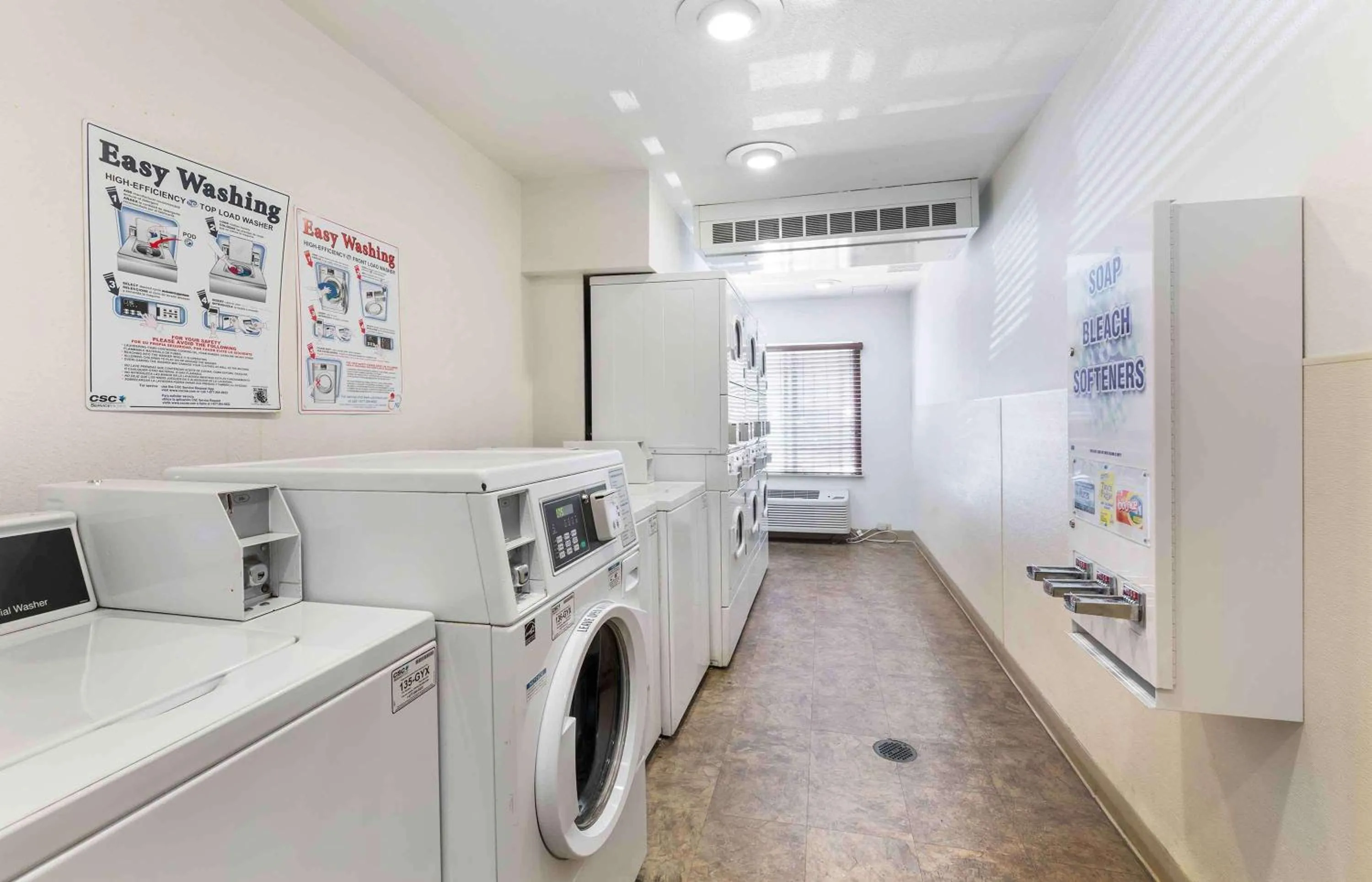 Property building in Extended Stay America Select Suites - Akron - South