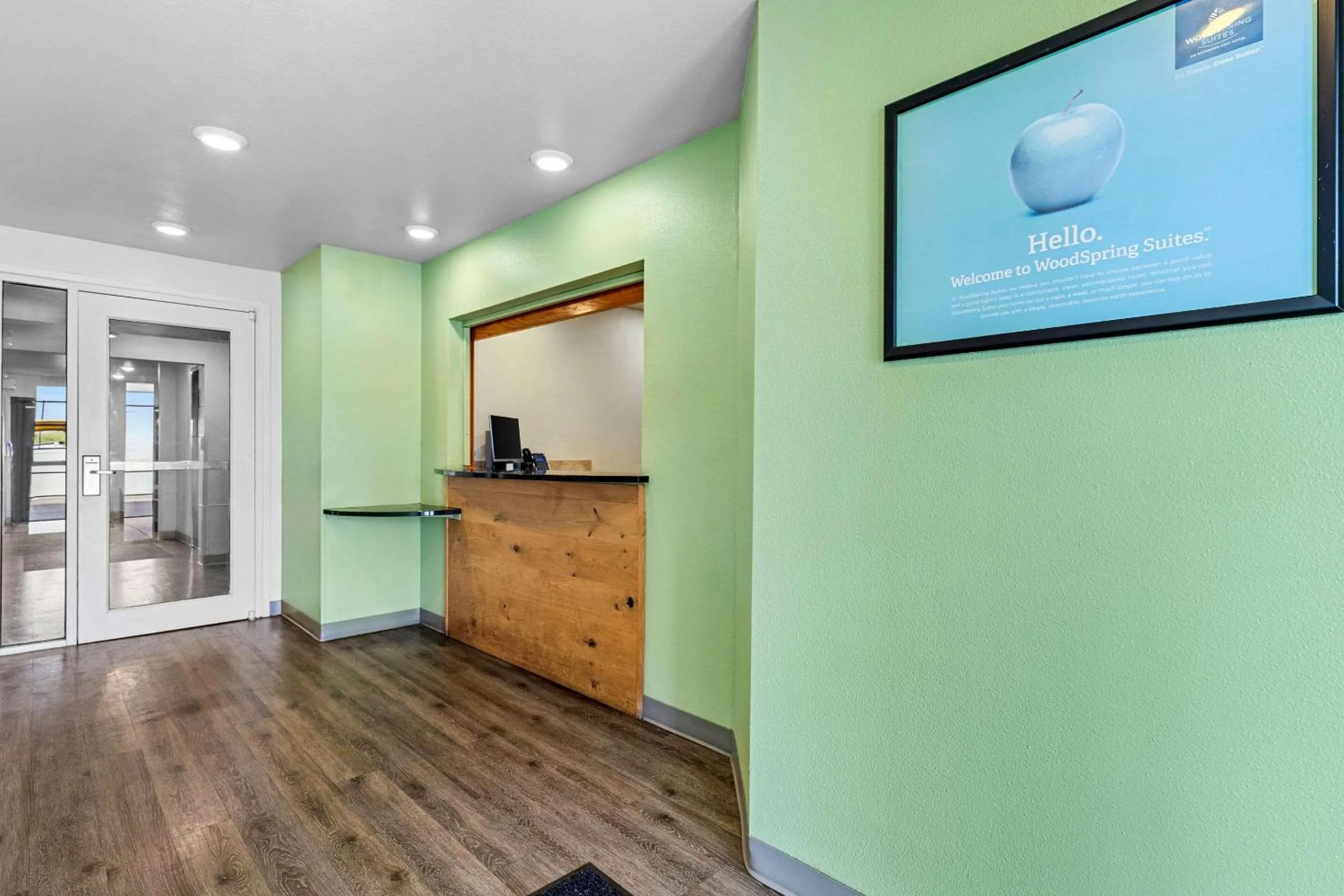 Lobby or reception in WoodSpring Suites Tulsa